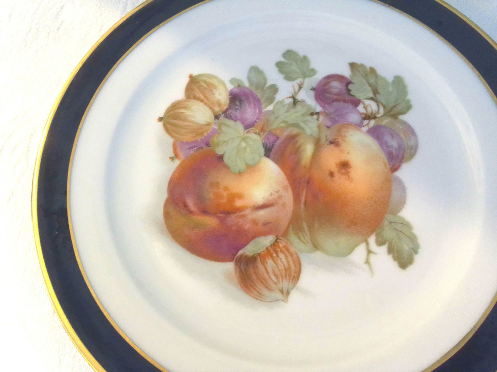 1970s Heinrich Germany Fruit Motif Dessert/Display Plates, Set of 6 - 2