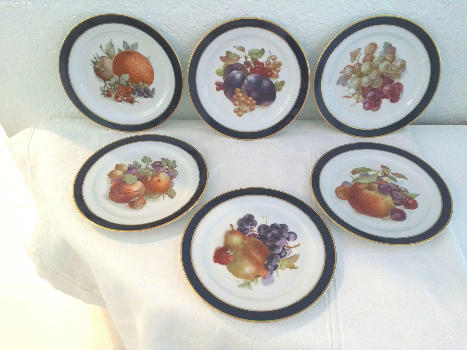 1970s Heinrich Germany Fruit Motif Dessert/Display Plates, Set of 6 - 9