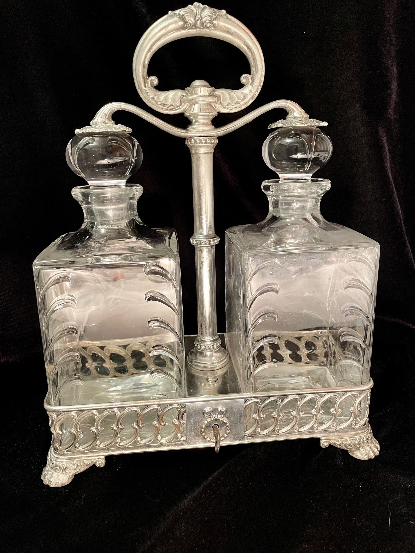 1890s Tiffany and Co. Gilded Age Monogrammed Tantalus With Baccarat Decanters, Original Key - 2