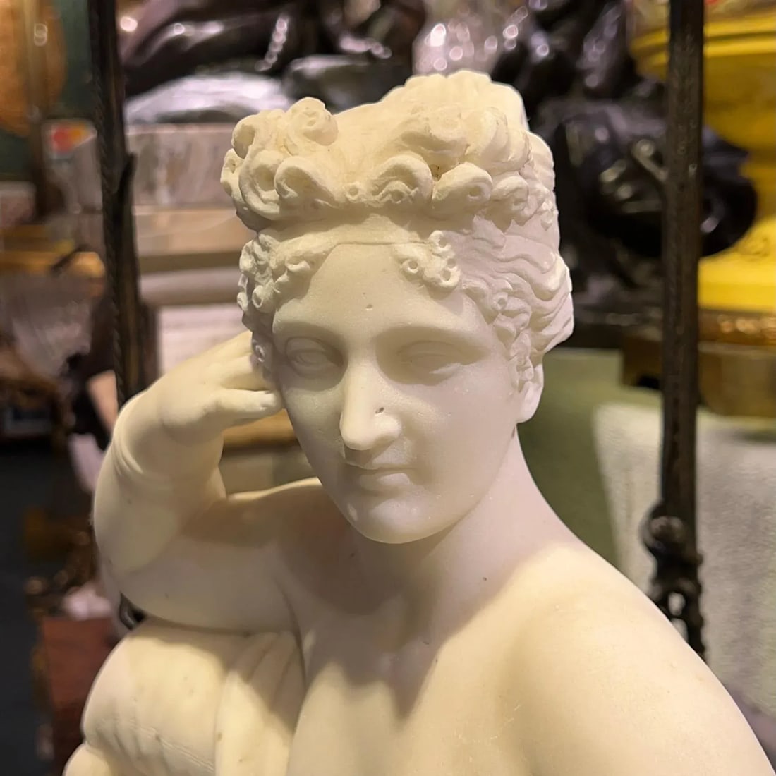 Pauline Bonaparte as Venus Victrix Marble Sculpture After Antonio Canova - 8