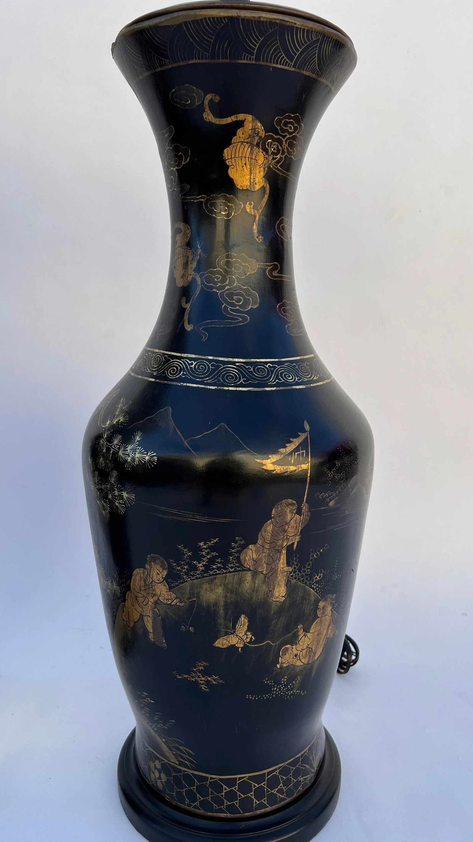 Pair 1970s Large Chinoiserie Papier-Mache Table Lamps - 6