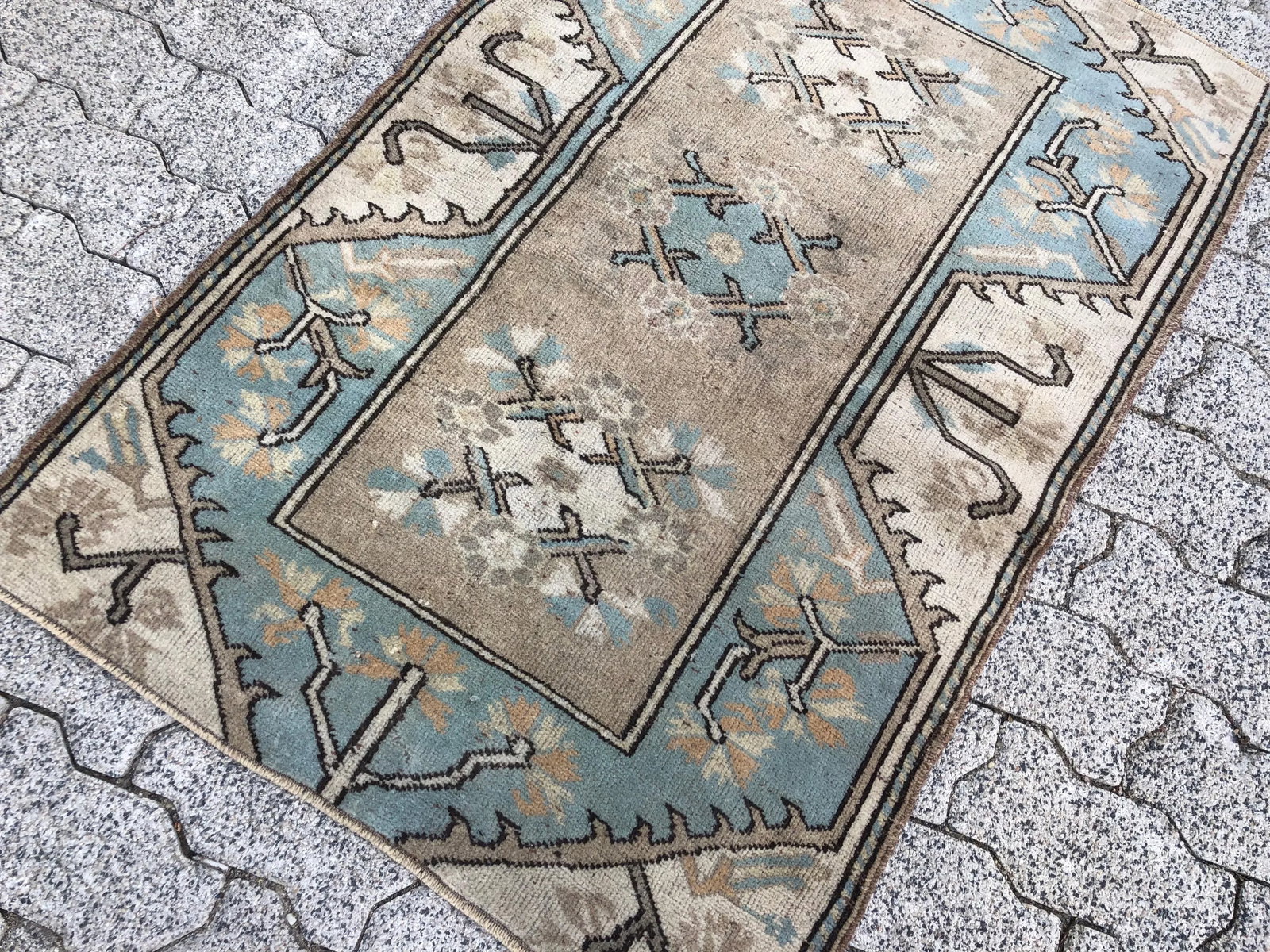 1970s Vintage Small Turkish Tribal Handmade Rug - 2'7'' * 3'11'' - 7