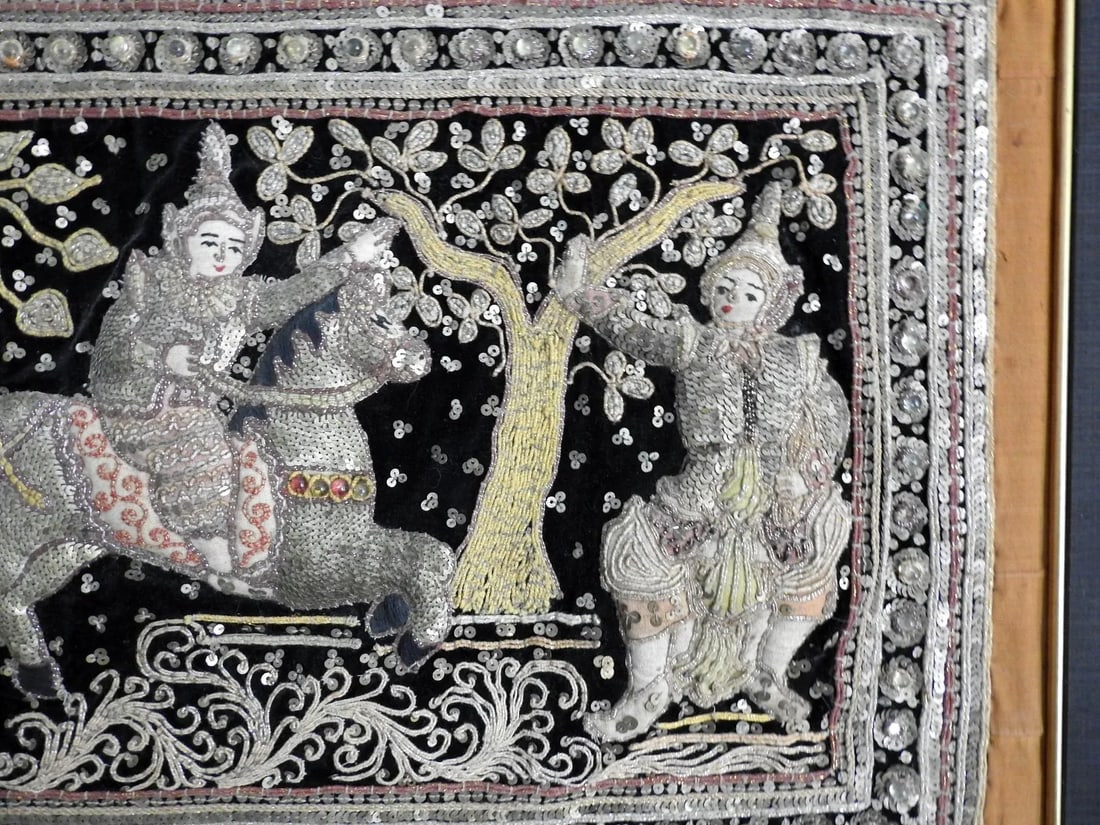 1930s Burmese Kalaga Tapestry Framed Ramayana - 3