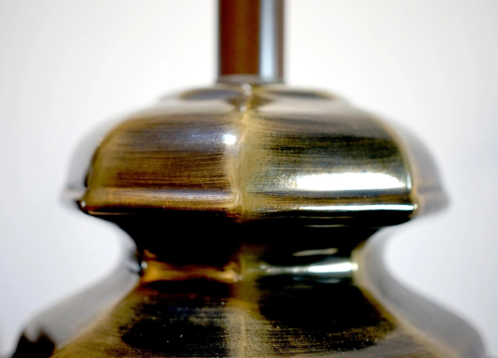 Vintage Brass Look, Hexagonal Ceramic Table Lamps, a Pair - 4
