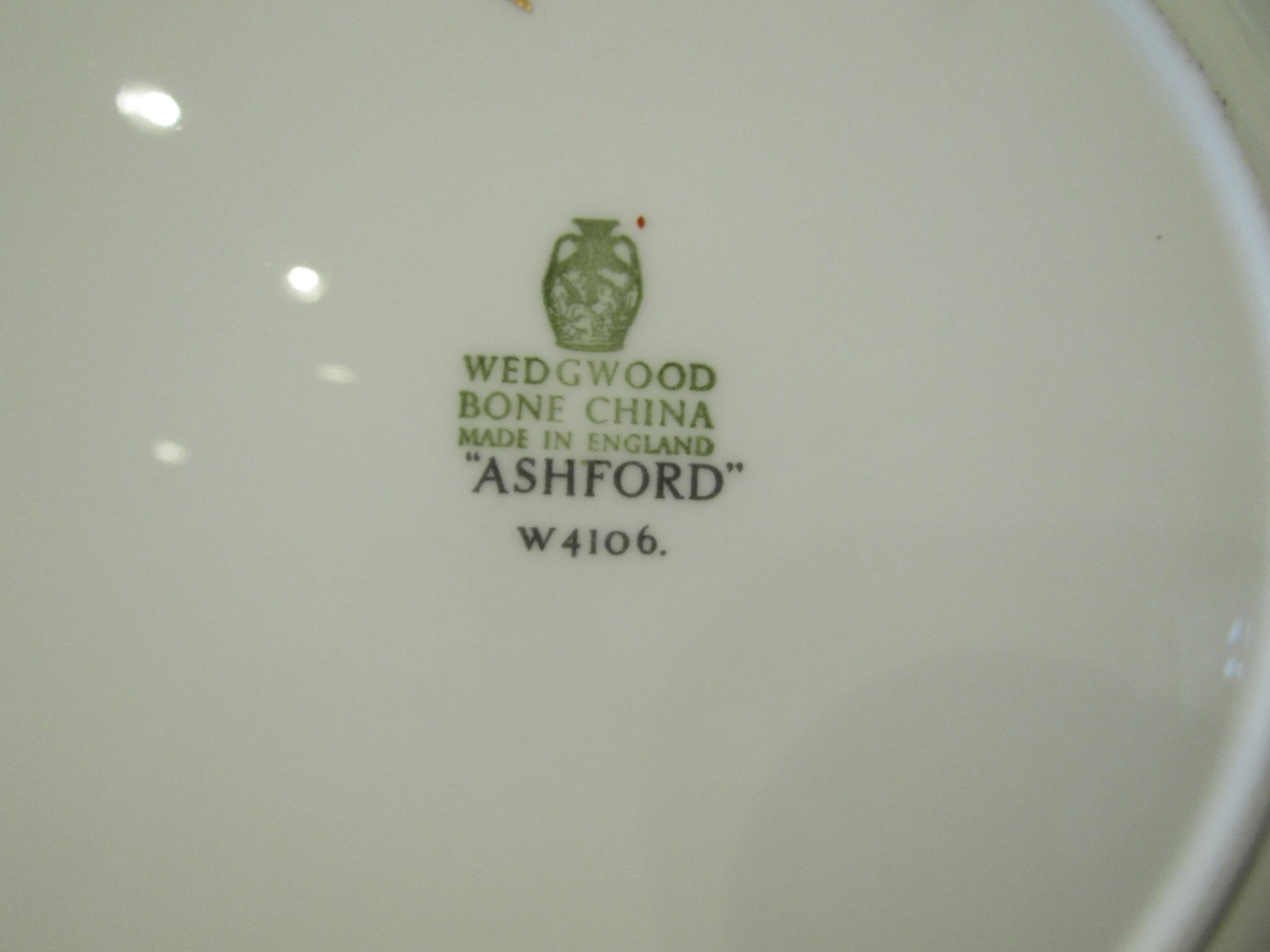 1960s Wedgwood Ashford Pattern Bone China - Set of 24 - 5