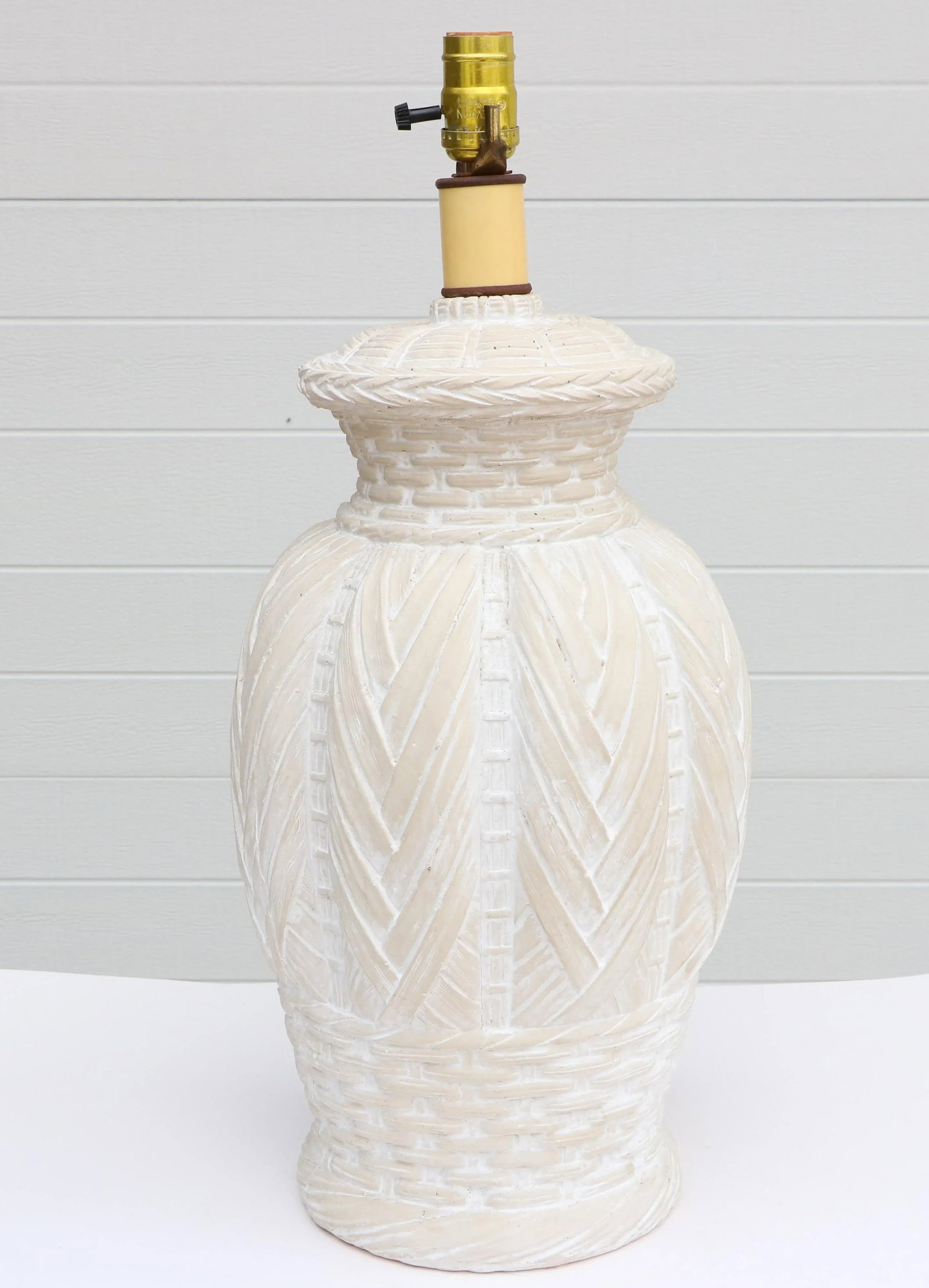 Plaster Woven Basket Form Table Lamp - 9