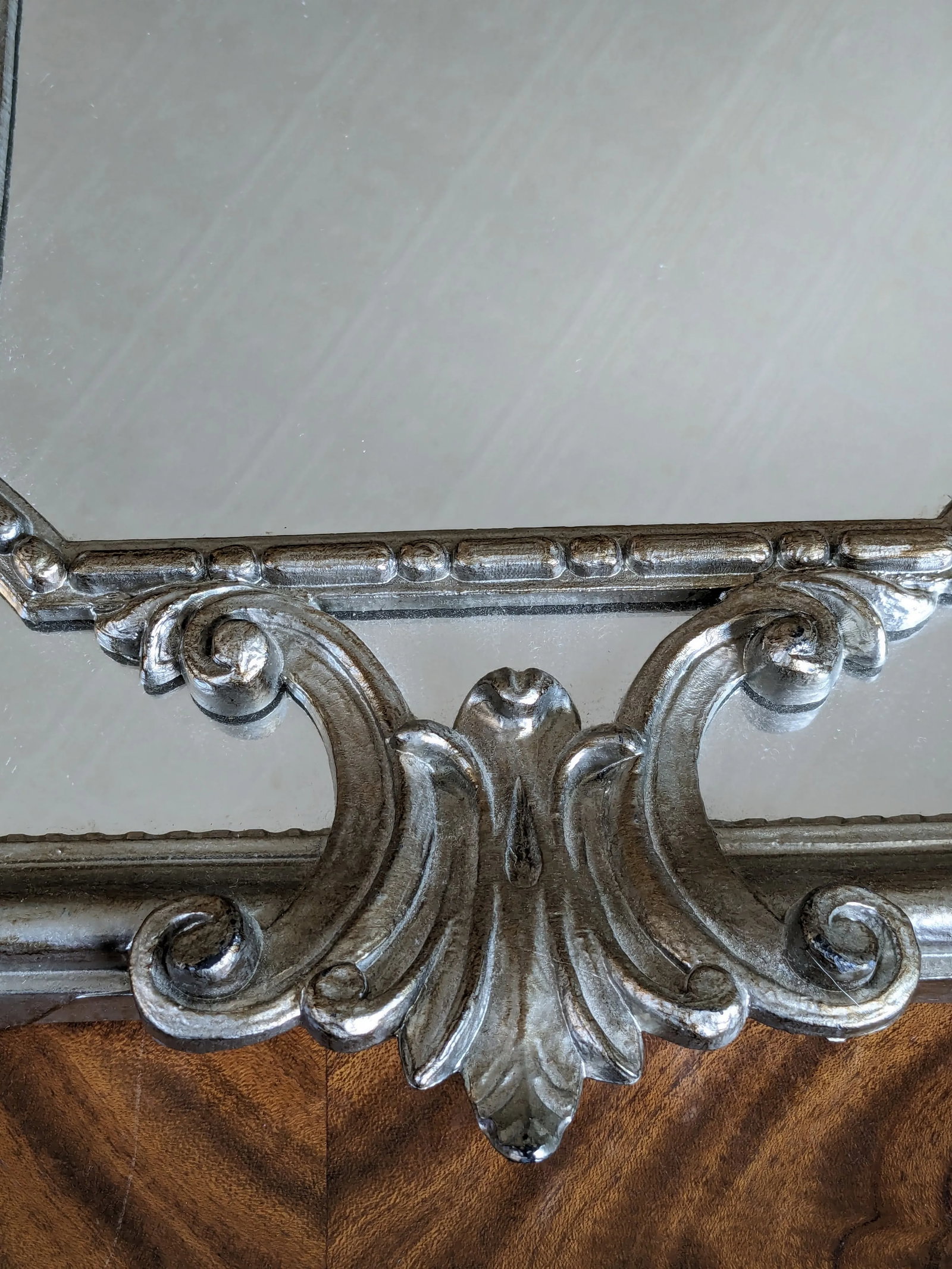 Vintage Italian Hollywood Regency Style Mirror - 4