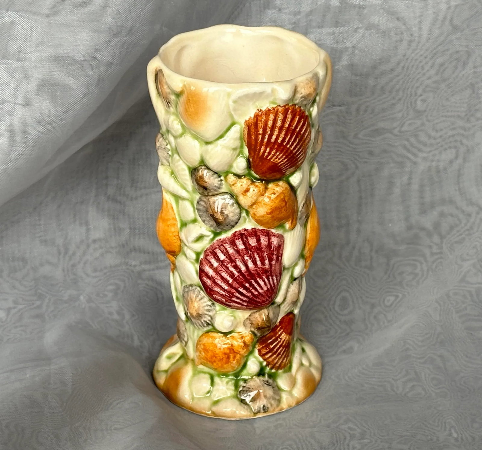 English Art Pottery Seashell Vase - 4