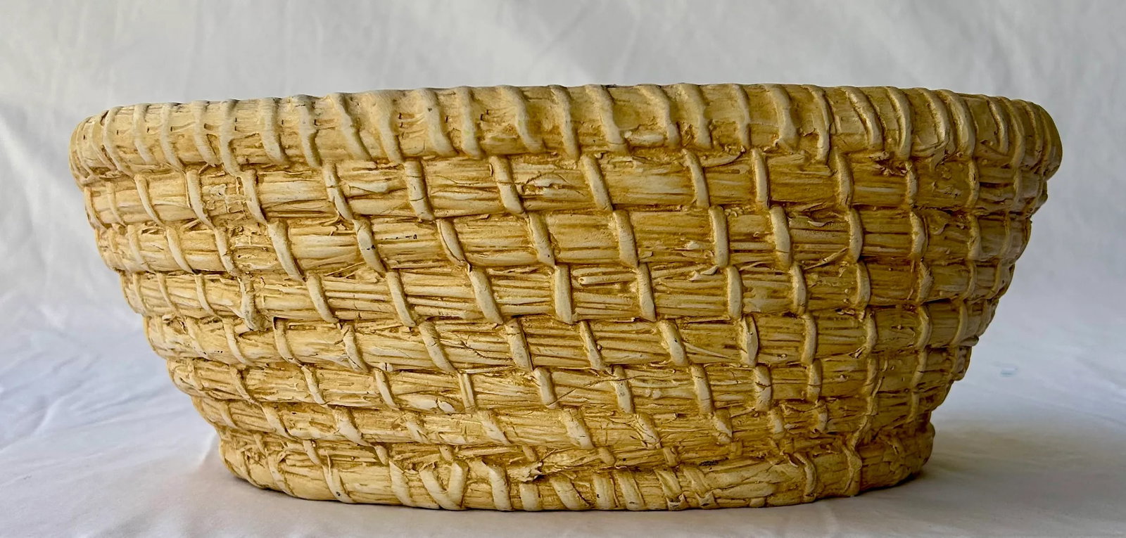 Late 20th Century Italian Trompe'-L'oeil Woven Seagrass Ceramic Planter - 10