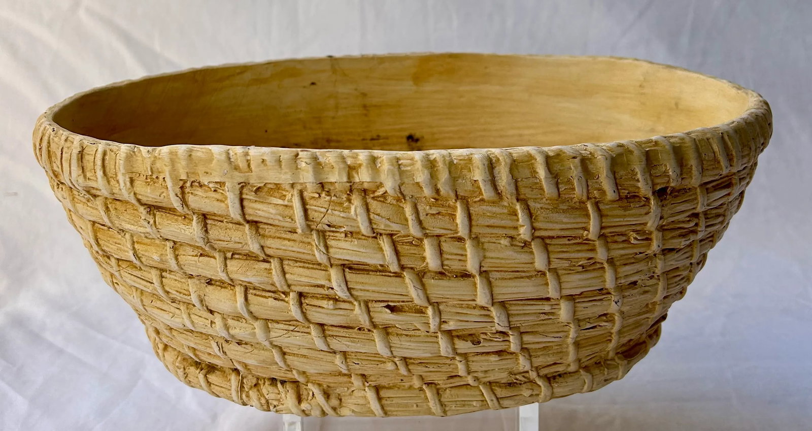 Late 20th Century Italian Trompe'-L'oeil Woven Seagrass Ceramic Planter - 7