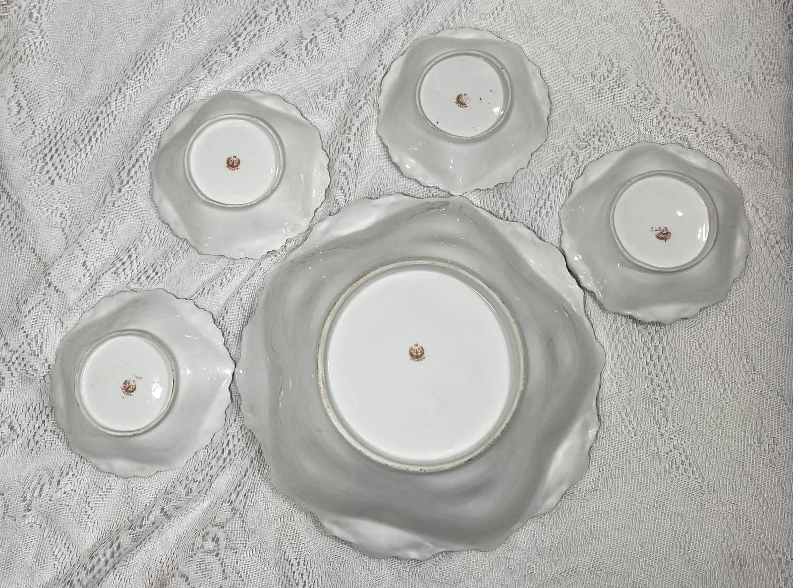Antique r.s Prussia Bowls - Set of 5, Pink & White Water Lily, Gold Scalloped Edge, Gold Trim - 10