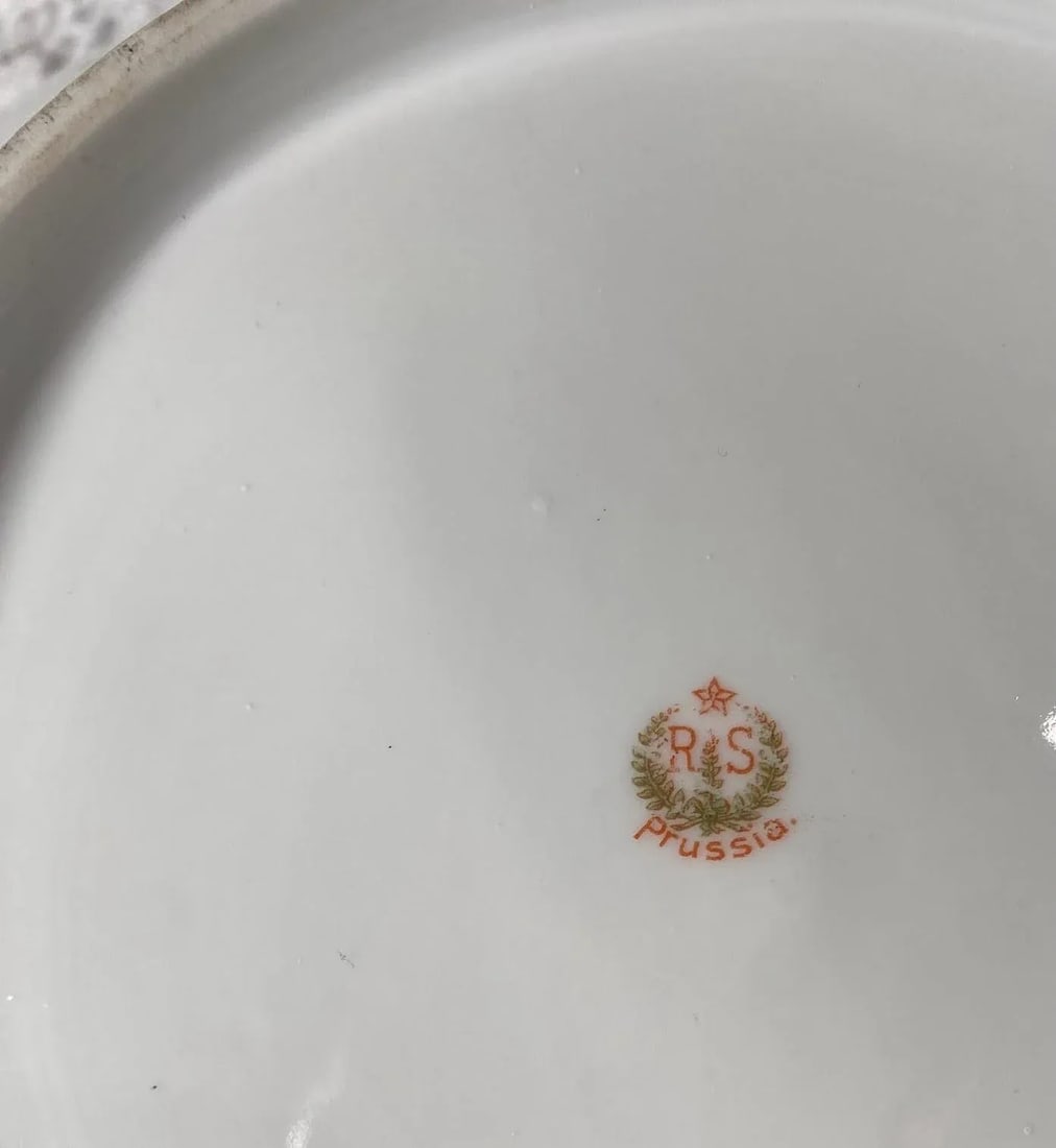 Antique r.s Prussia Bowls - Set of 5, Pink & White Water Lily, Gold Scalloped Edge, Gold Trim - 11