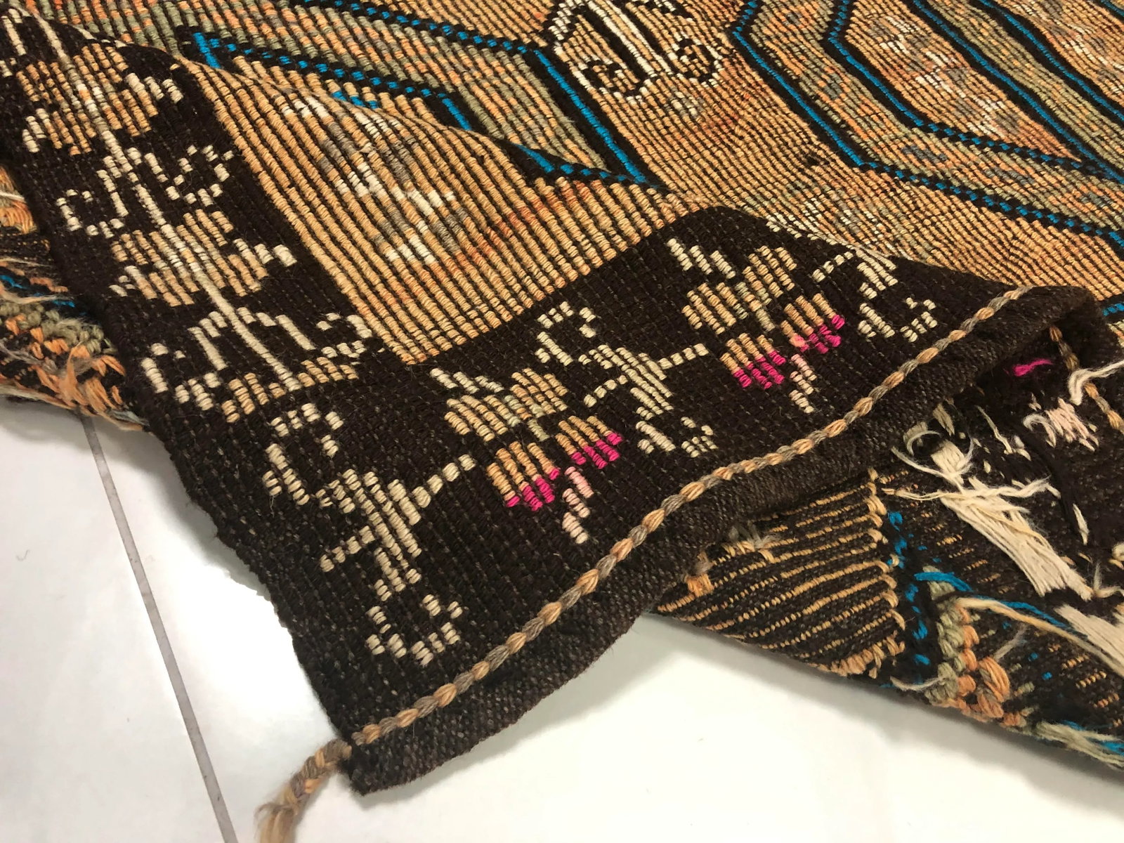 Geometric Design Turkish Anatolian Vintage Area Kilim Rug 4'8" x 9'1" - 4