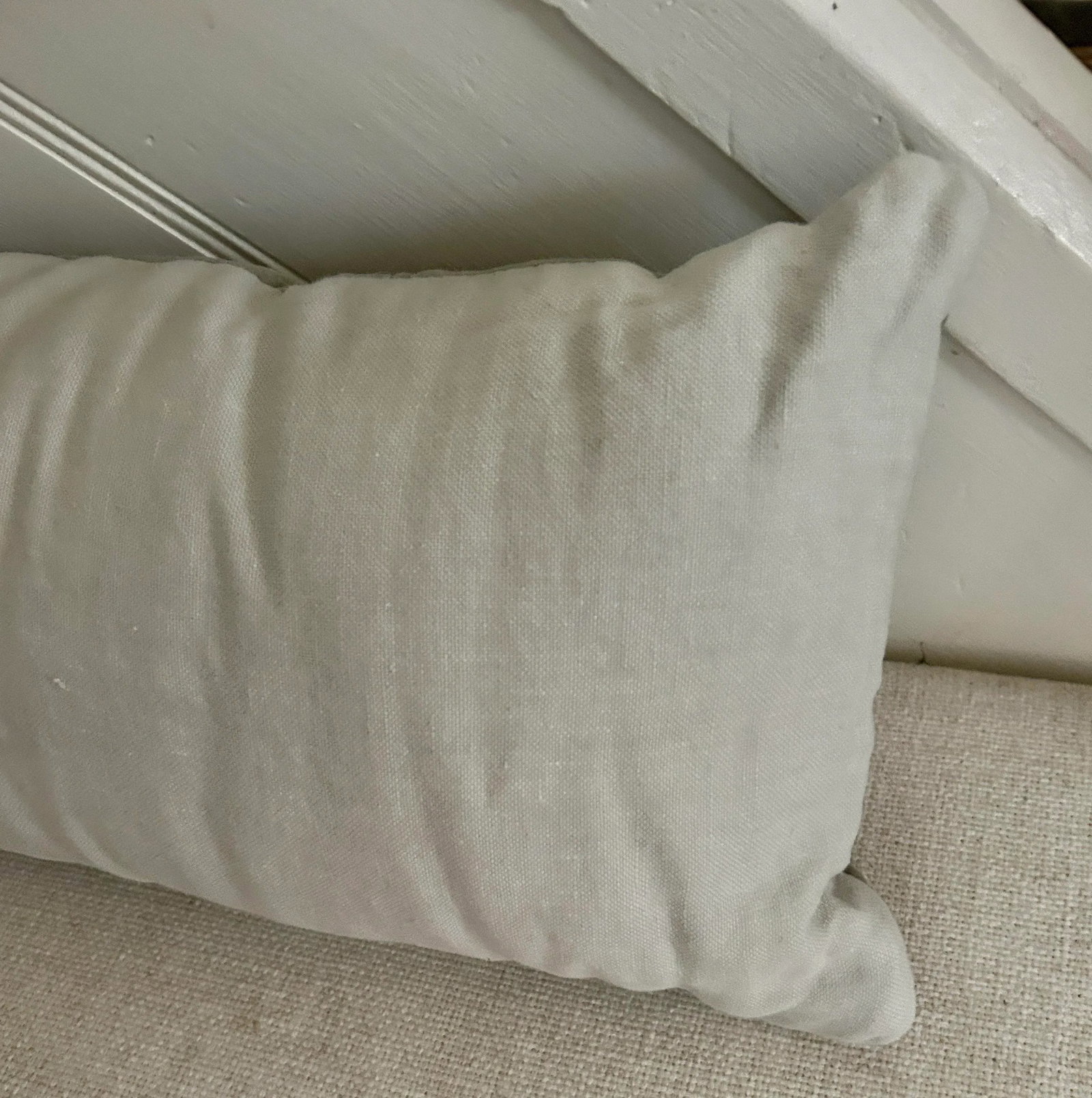 Bella Notte and Linen Long Lumber Pillow in Sterling - 4