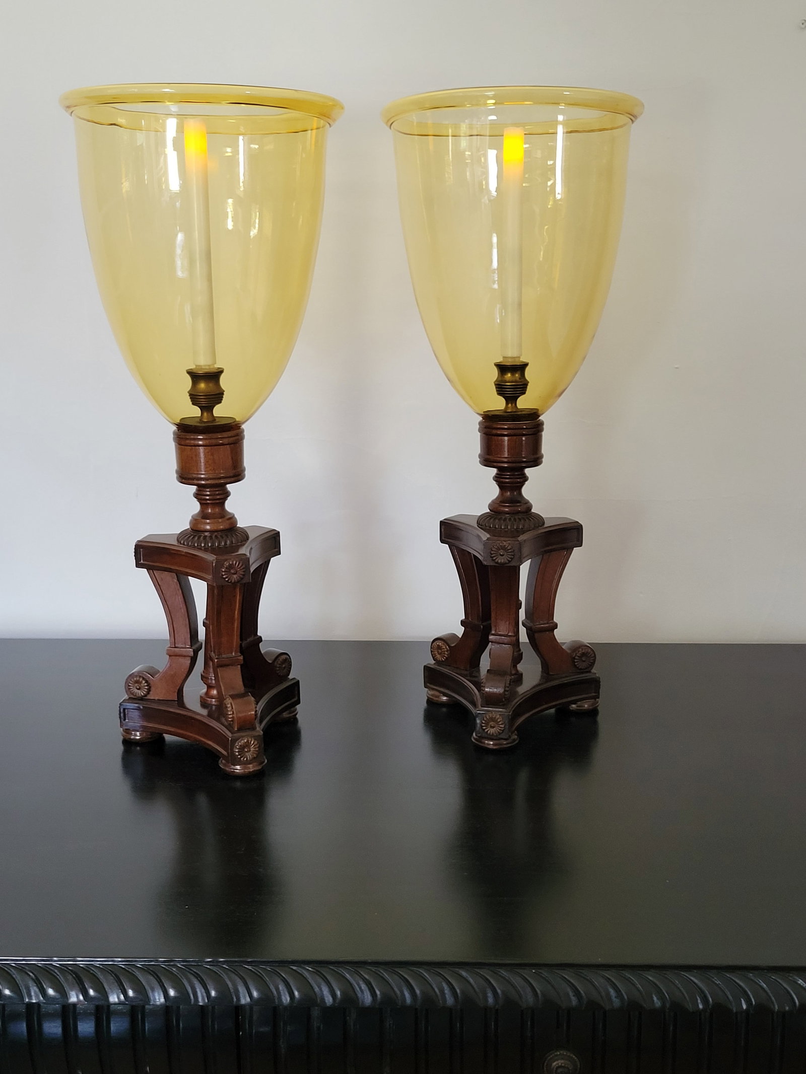 Vintage Pair of Amber Glass and Wood Photophores Hurricane Lamps - 2