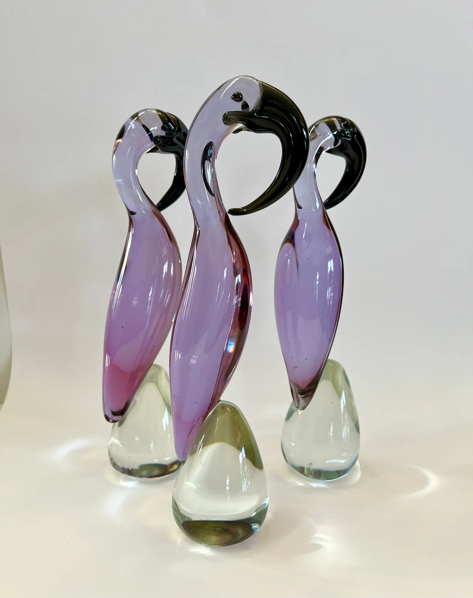 Set of Three Vintage Lavendar Glass Flamingos in Murano Style - 4