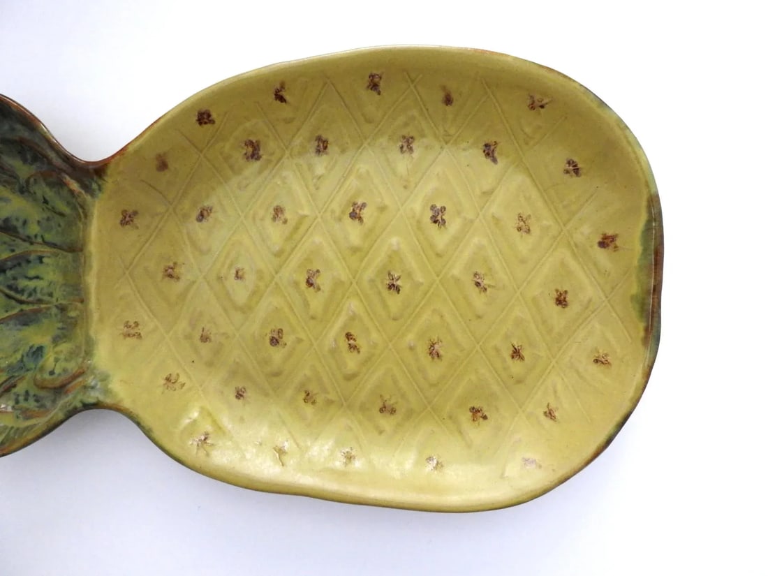 1950s Dickman Walker Pottery Pineapple Platter - 4