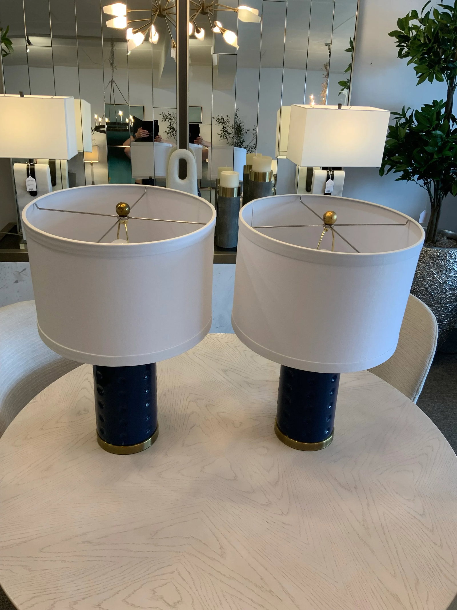 Pair of Roxanne Blue Dot Lamps - 4
