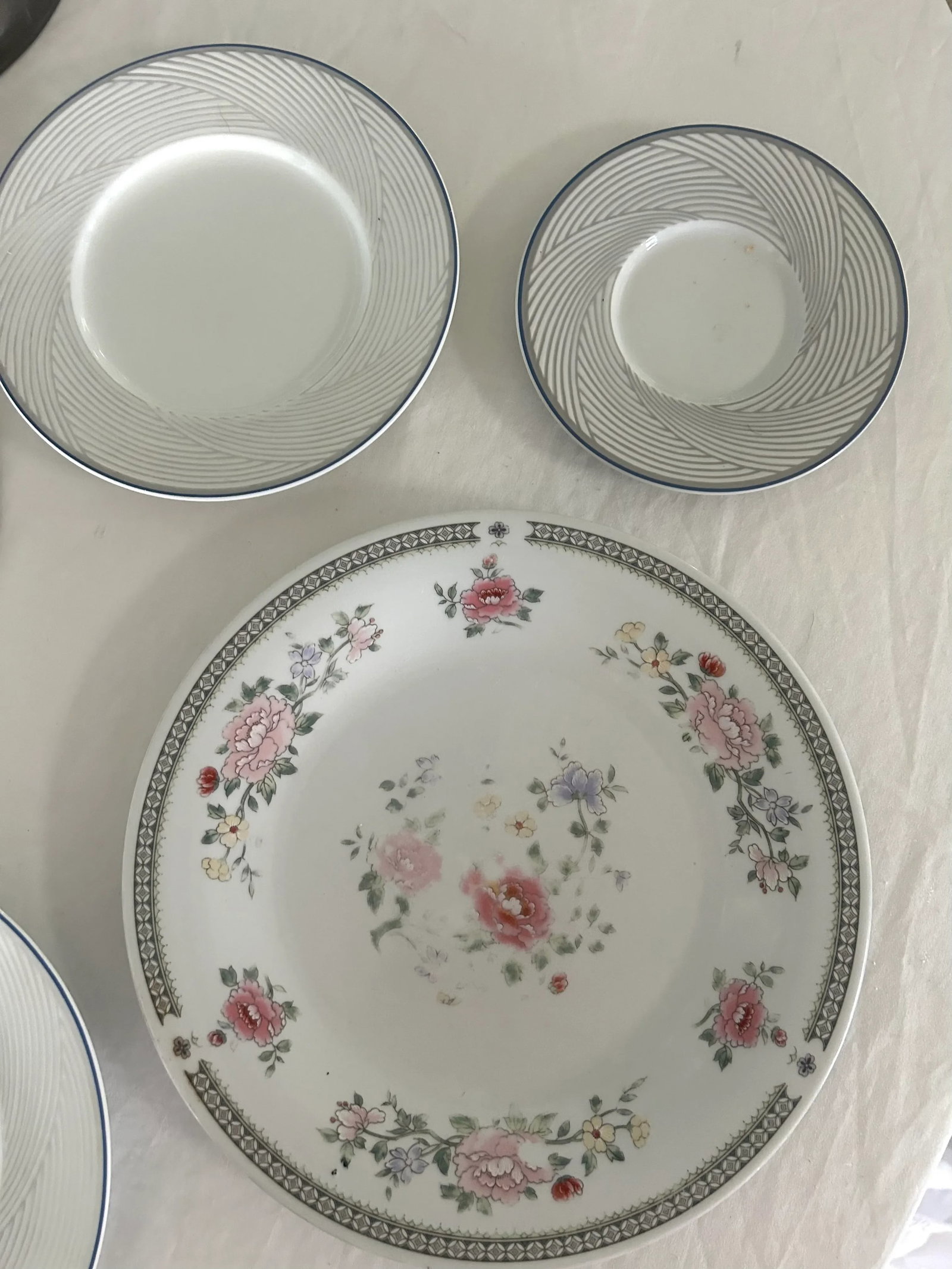 Delicate Pink Japanese Floral Themed Decorative Wall Plate Curation-Set of 11 - 3