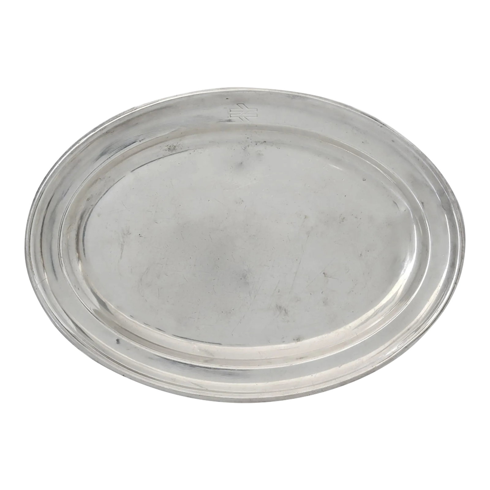 1960s British Railway Medium Hotelware Platter: This medium-sized hotelware platter from the 1960s is a piece of British Railway history. Crafted with durable silver-plate, it was designed to withstand the rigors of use in railway dining services.