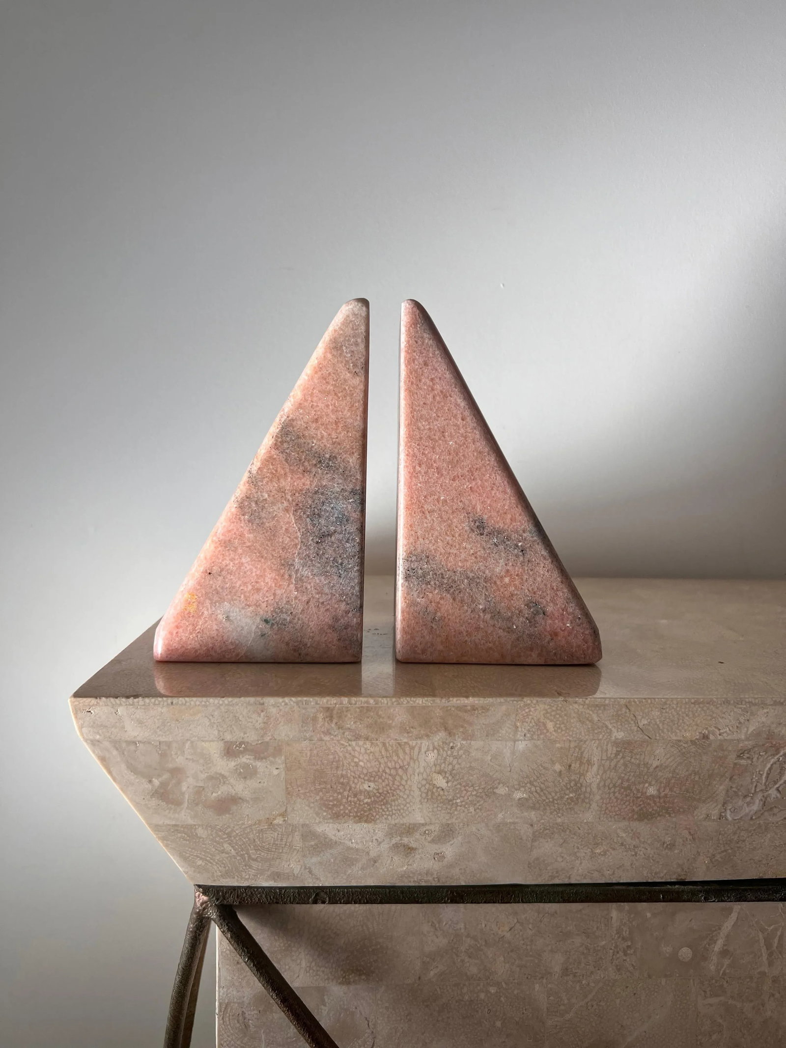 Vintage Pink Marble Bookends With Etched Gothic "b", Late 20th Century - a Pair - 8