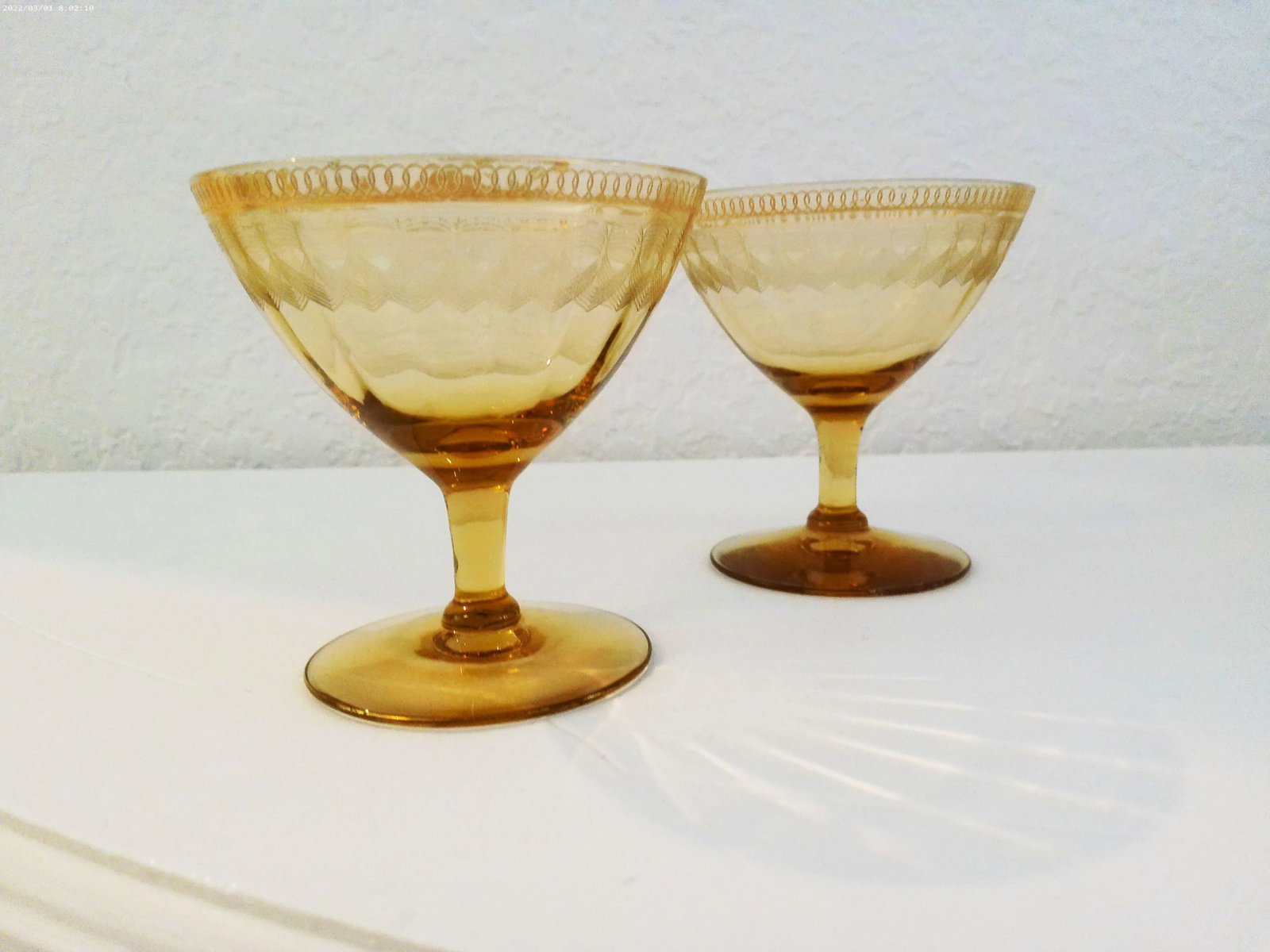 Mid-Century Amber Etched Optic Glass Coupes, Set of 7 - 4