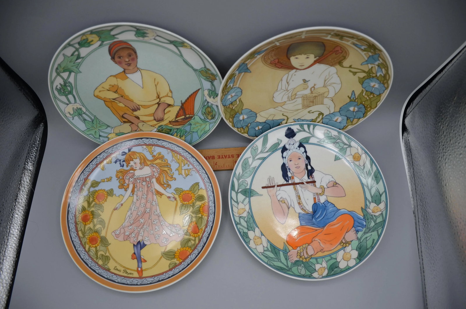 Vintage Unicef and Villeroy & Boch Children of the World Plates- Set of 4 - 8