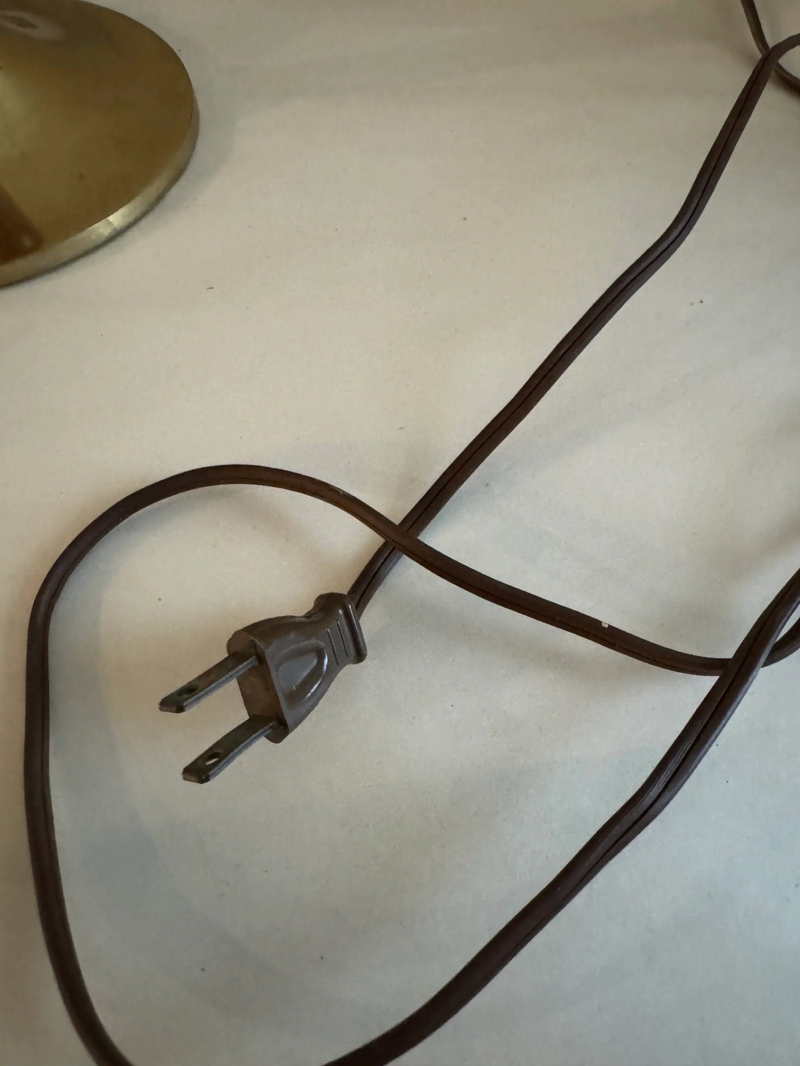 Mid Century Modern Walnut and Brass Table Lamp - 4