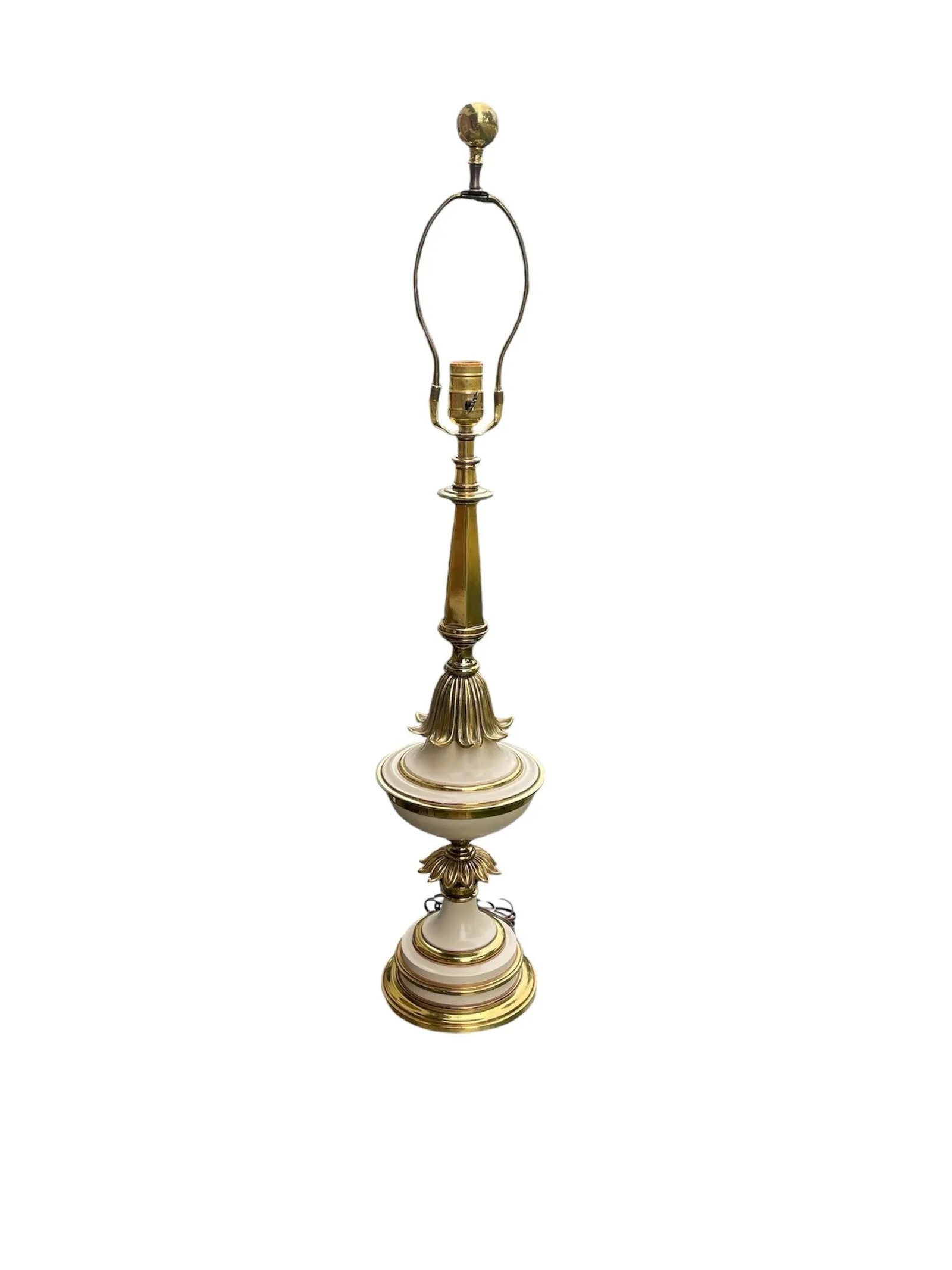 Vintage Hollywood Regency Enamel and Brass Table Lamps Attributed to Tommi Parzinger Stiffel - a Pai - 4