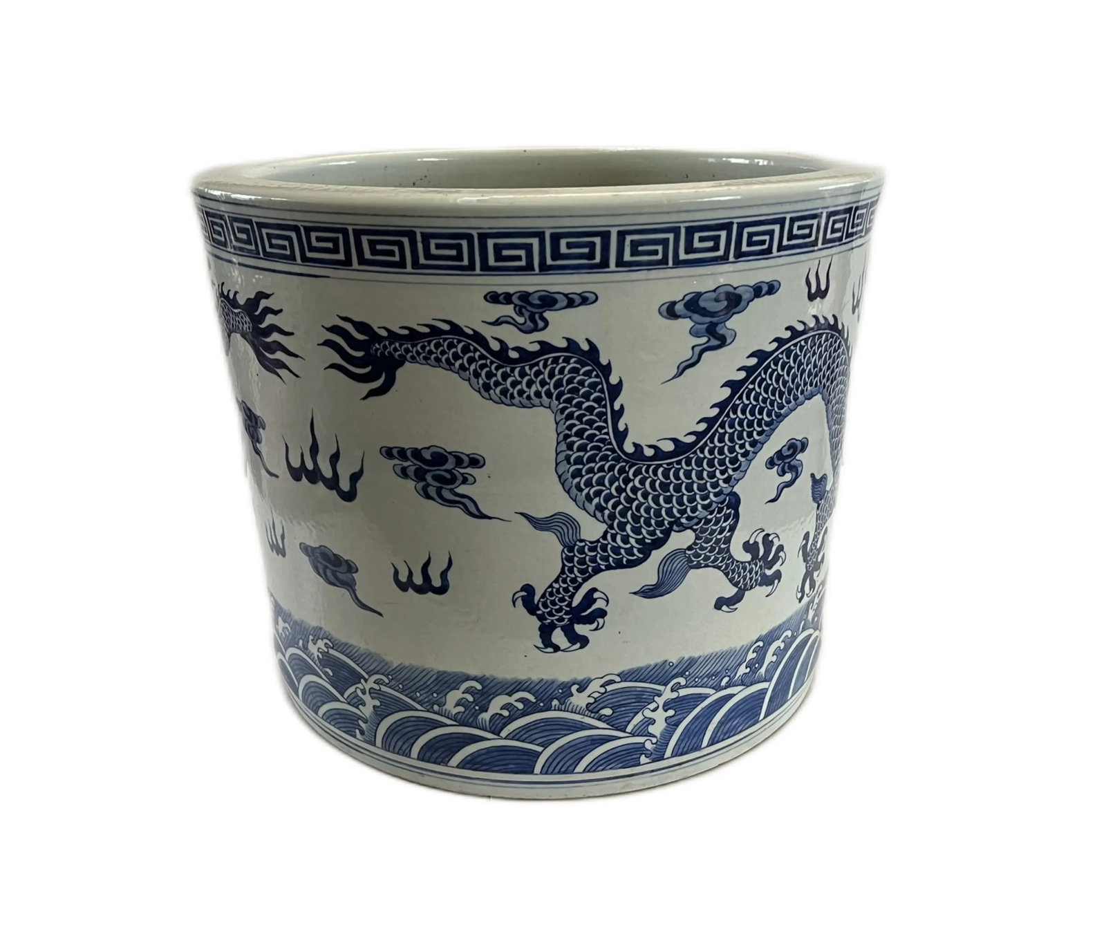 Large Early 20th Century Blue and White Ming Dynasty Style Planter With Dragons - 5