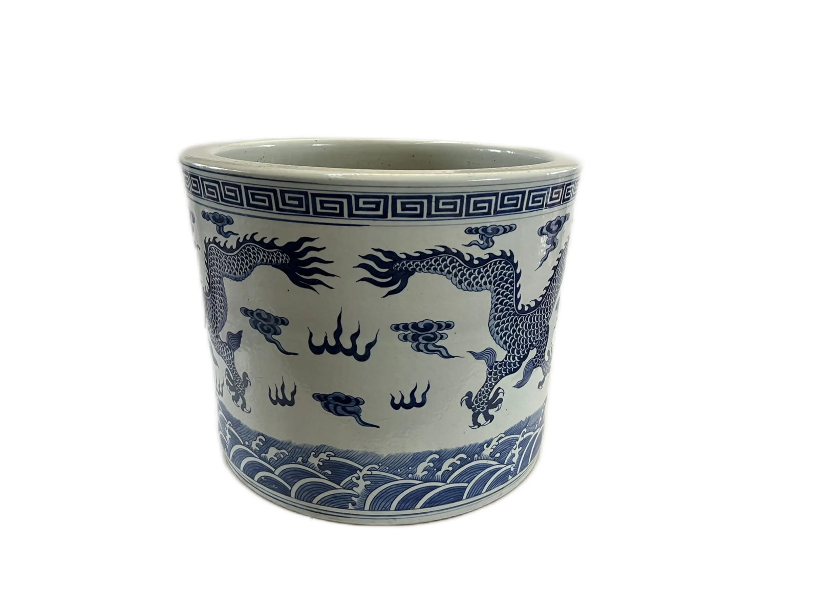 Large Early 20th Century Blue and White Ming Dynasty Style Planter With Dragons - 6