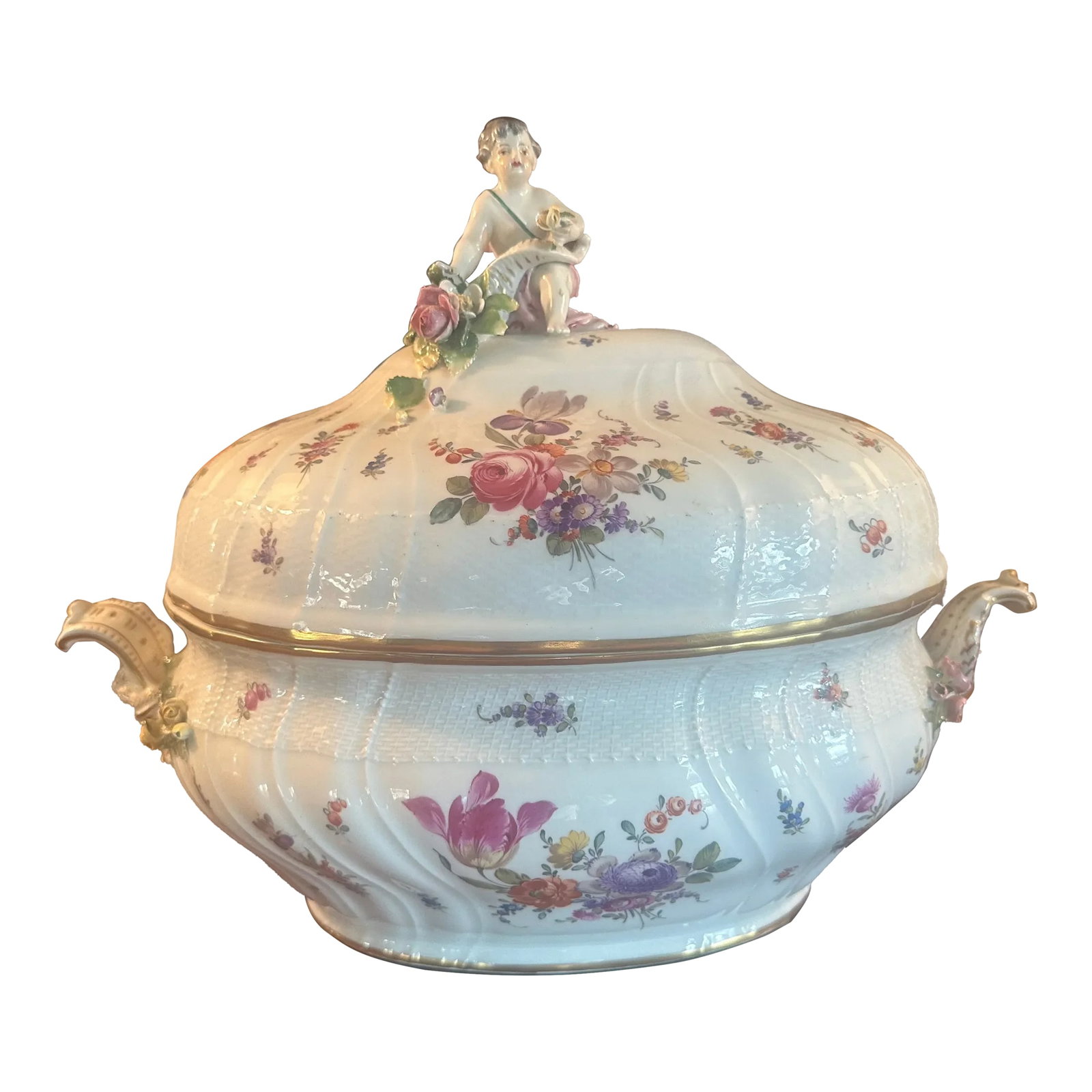 Late 18th Century Kpm Porcelain Toureen in the Meisen Taste: The Konigliche Porcelain Manufactur of the 18th Century was finaced by Friedrich II. The fabrication of porcelain was stricktly controlled as far as productivity as well as quality was concerned. No