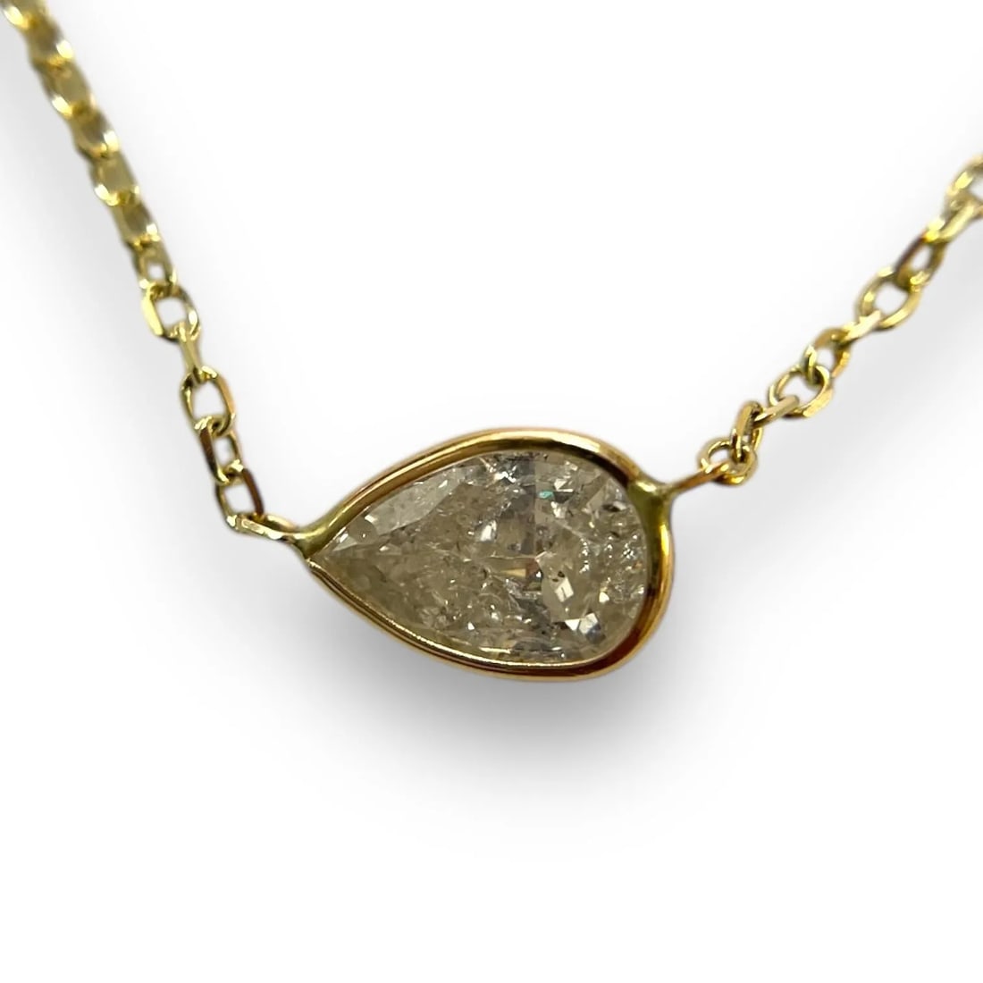 14k Yellow Gold 0.76ct Pear Natural Diamond Bezelled Necklace - 3