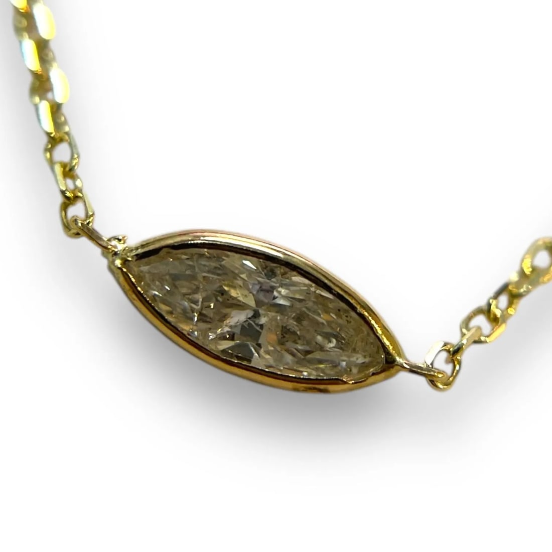 Classic 14k Yellow Gold 0.55ct Marquise Natural Diamond Bezeled Necklace - 3