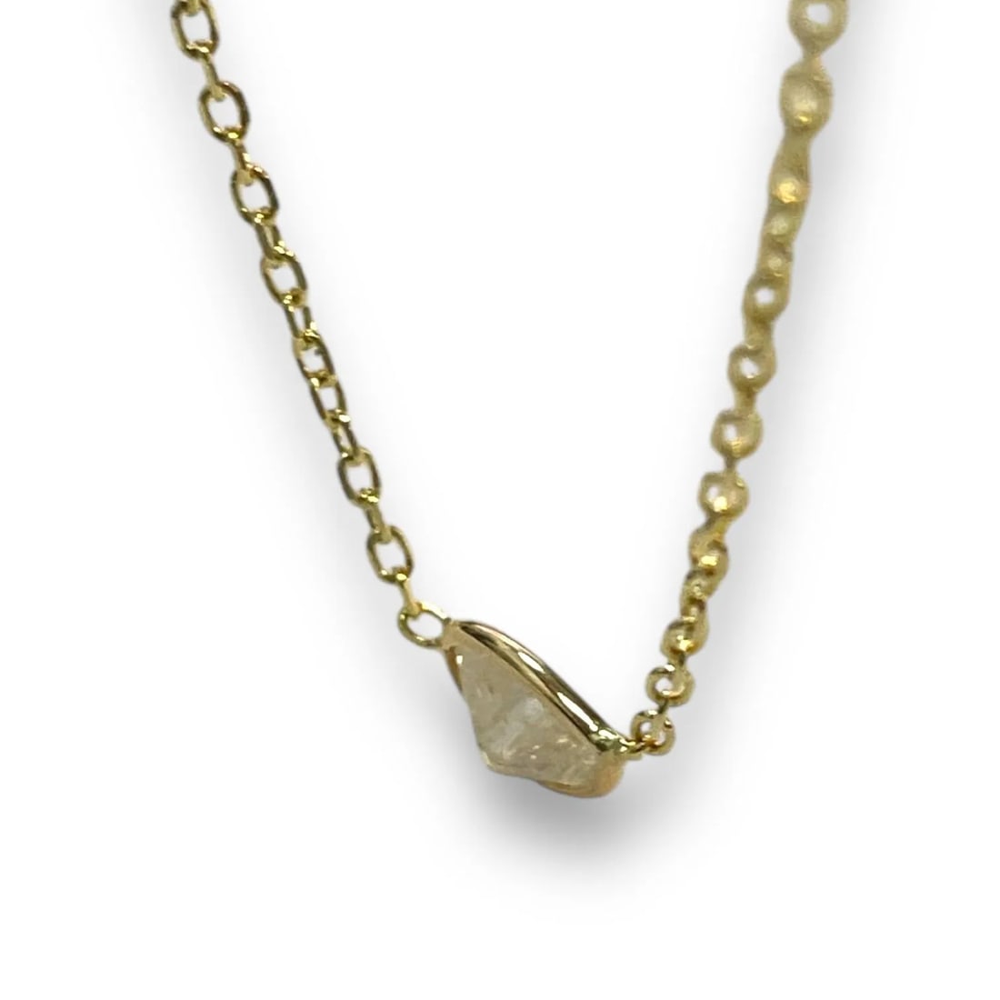 Radiant 14k Yellow Gold 0.73ct Pear Natural Diamond Bezeled Necklace - 5