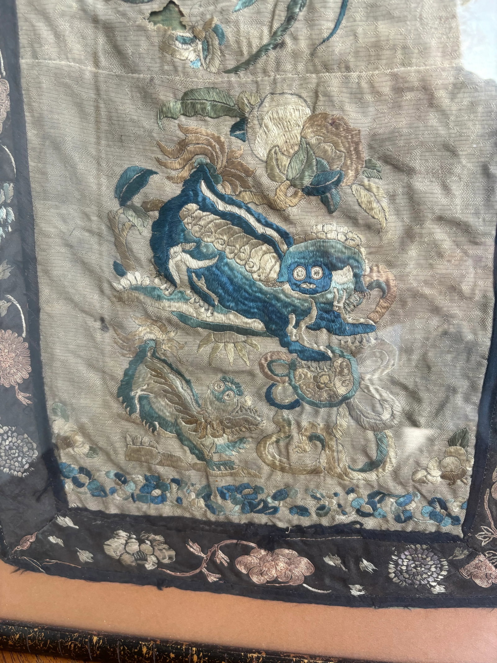 Vintage Embroidered Chinese Dragon Silk Tapestry Textile Art in Tortoise Frame - 6