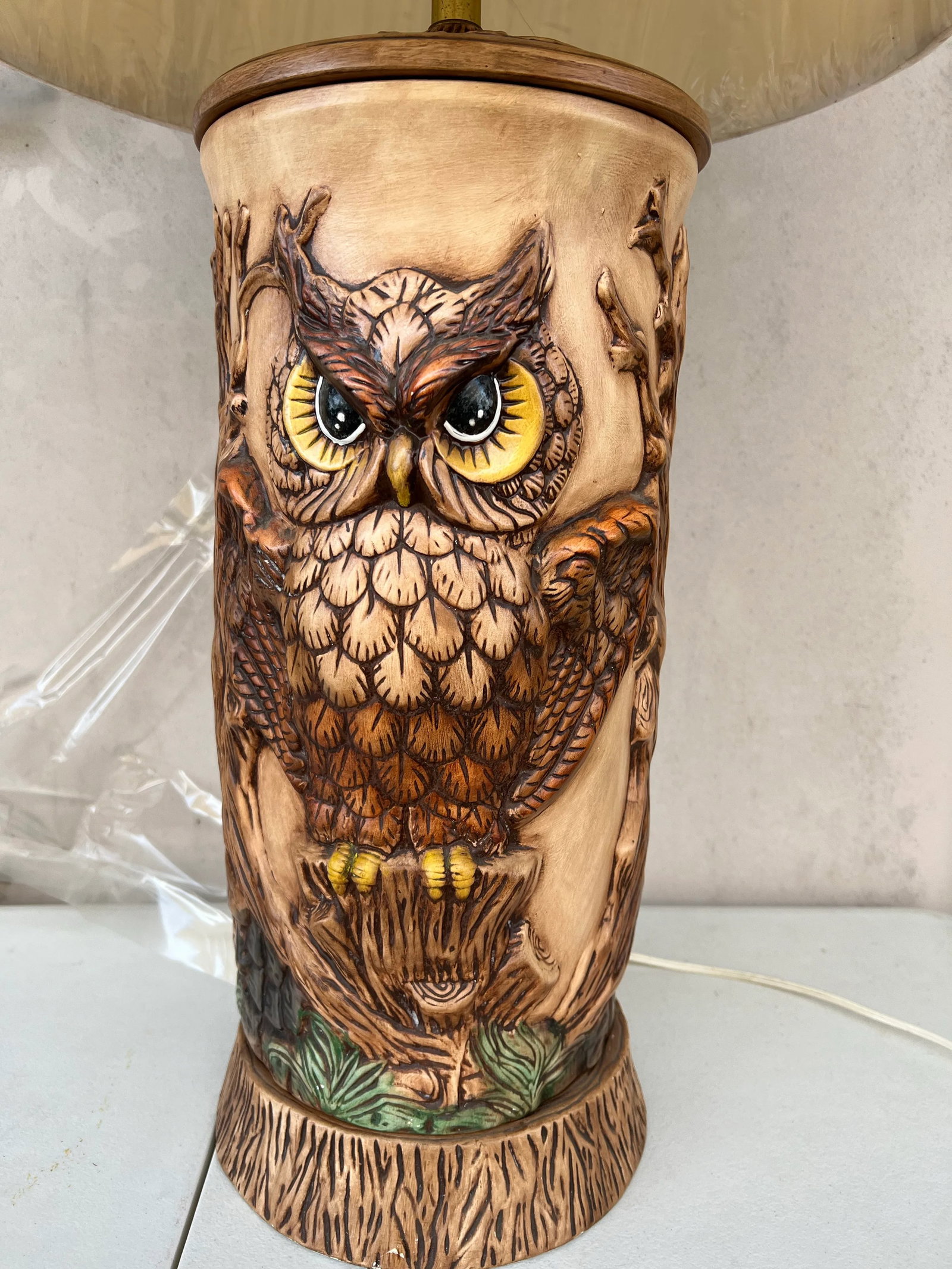 1960s Ceramic Owl Lamp With Shade - 2
