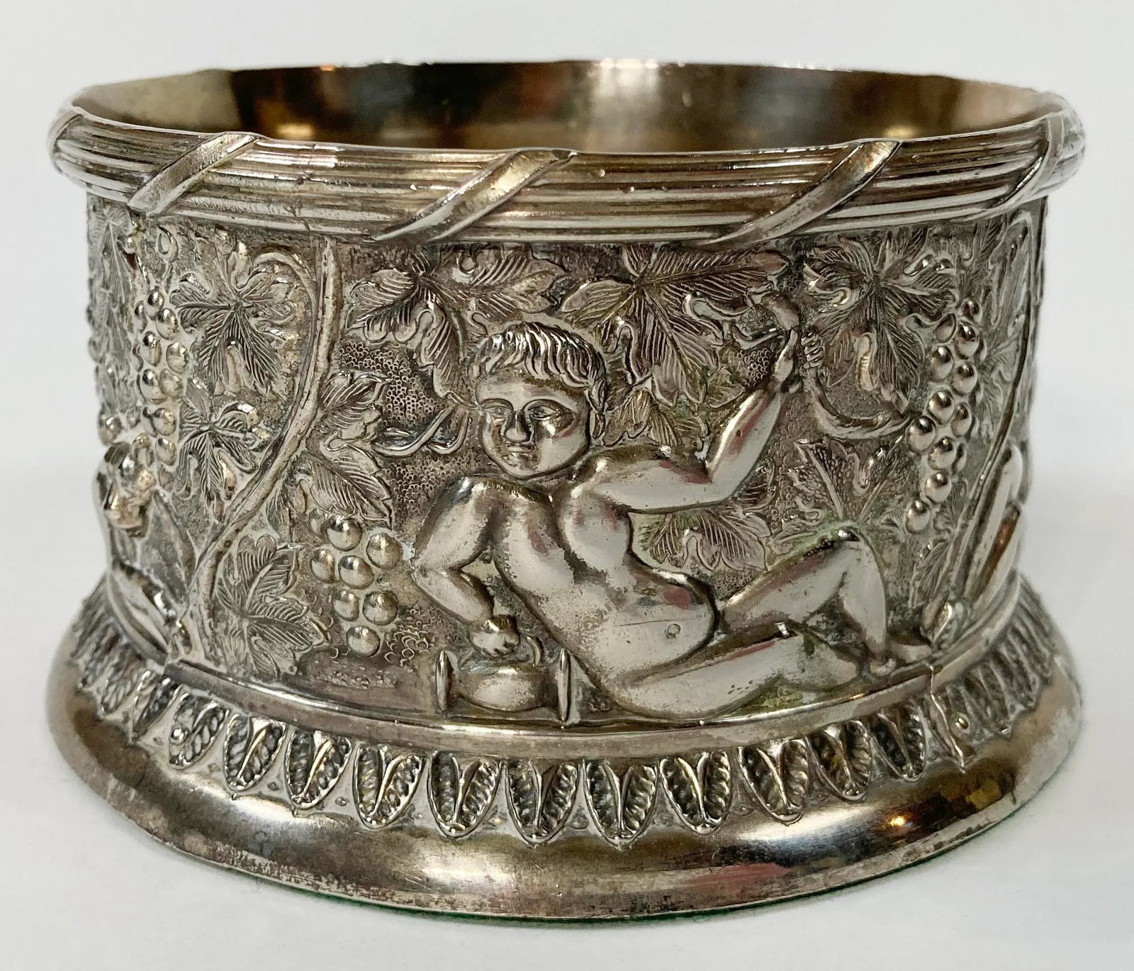 Vintage Silverplate Putti and Grapes Motif Wine Coaster - 3