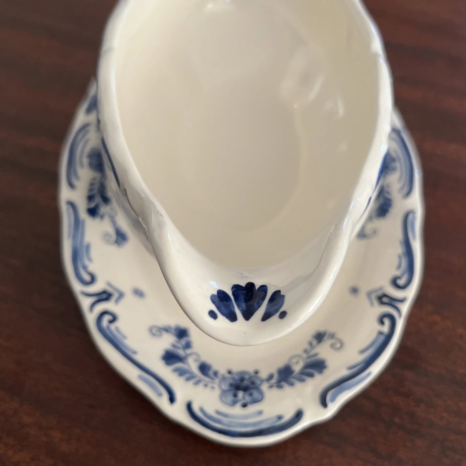 Vintage Hand Painted Delft Blue Gravy Boat, Signed - 11