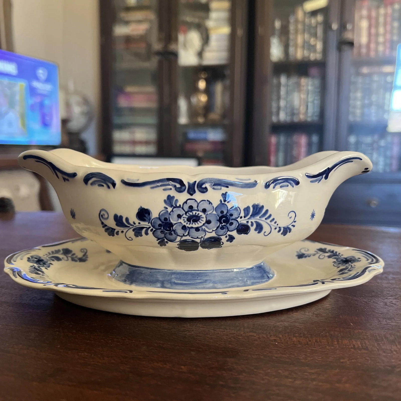 Vintage Hand Painted Delft Blue Gravy Boat, Signed - 2