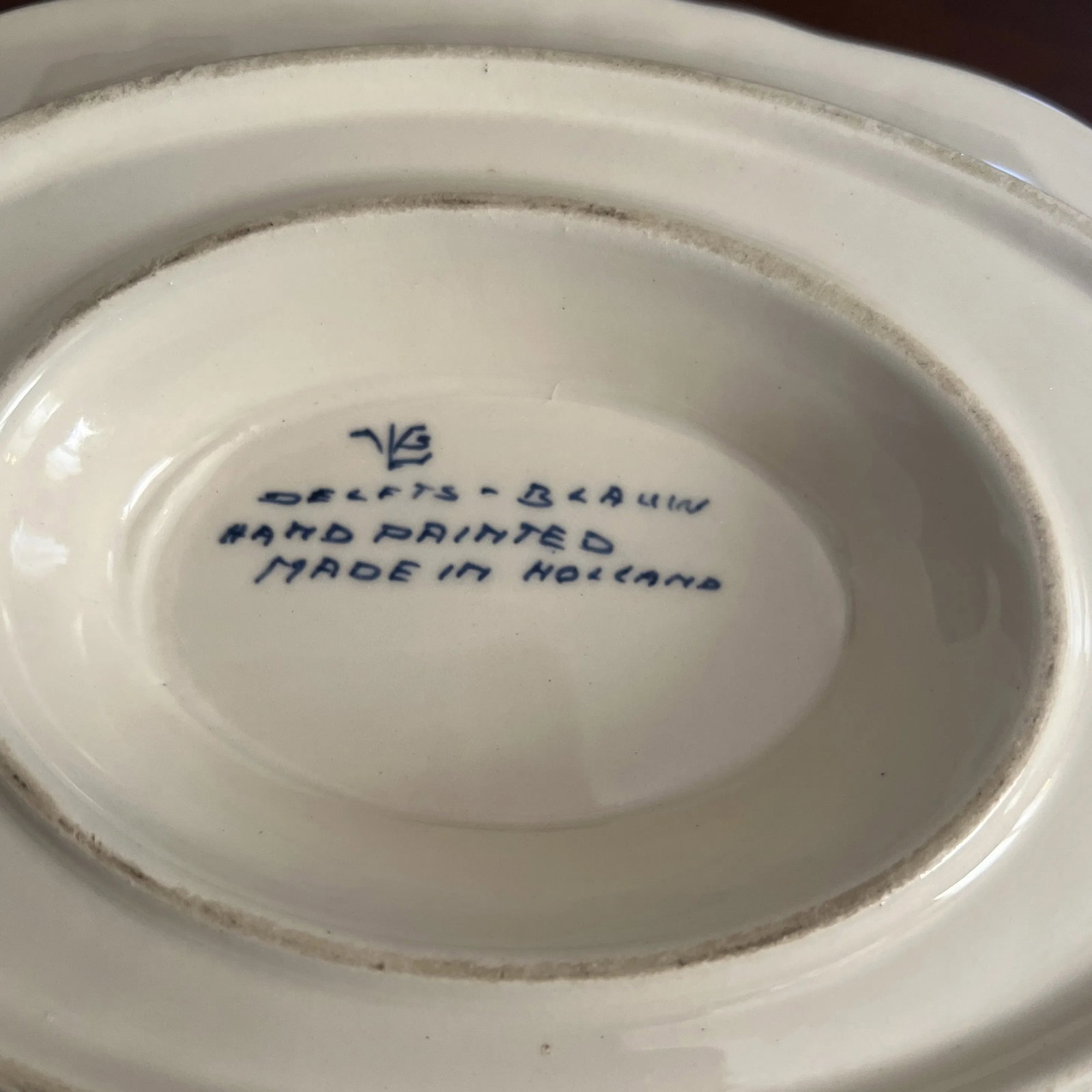 Vintage Hand Painted Delft Blue Gravy Boat, Signed - 9