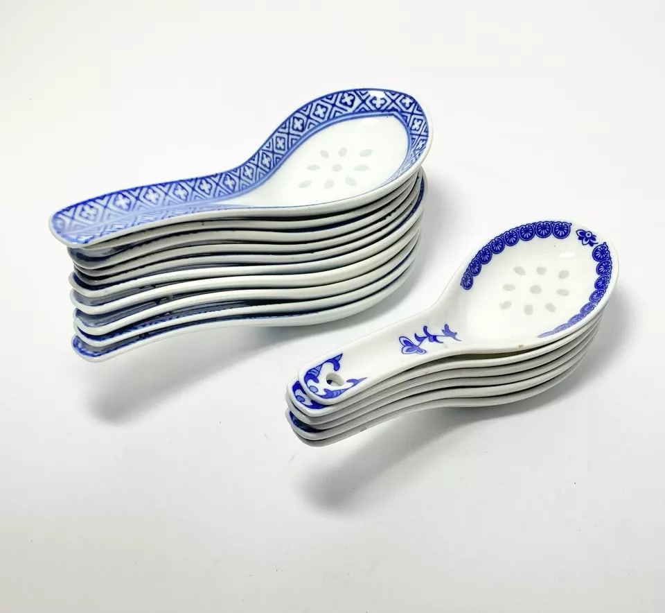 1970s Tienshan "Rice Flower" 42-Piece Porcelain Dinnerware Set - 11
