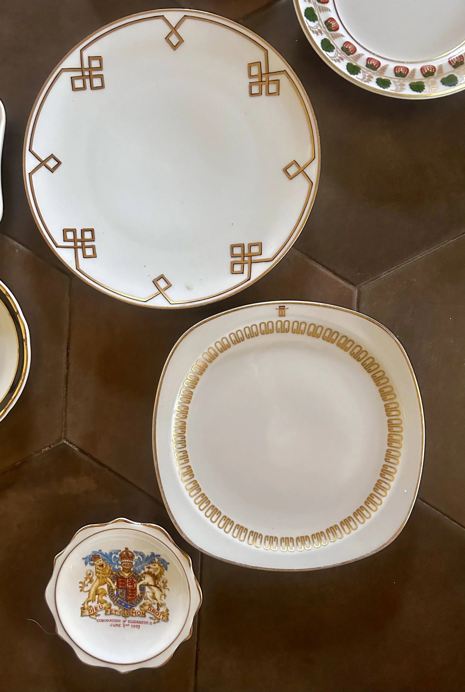 Red and Gold Art Deco Coat of Arms Motif Wall Plate Curation- Set of 9 - 5