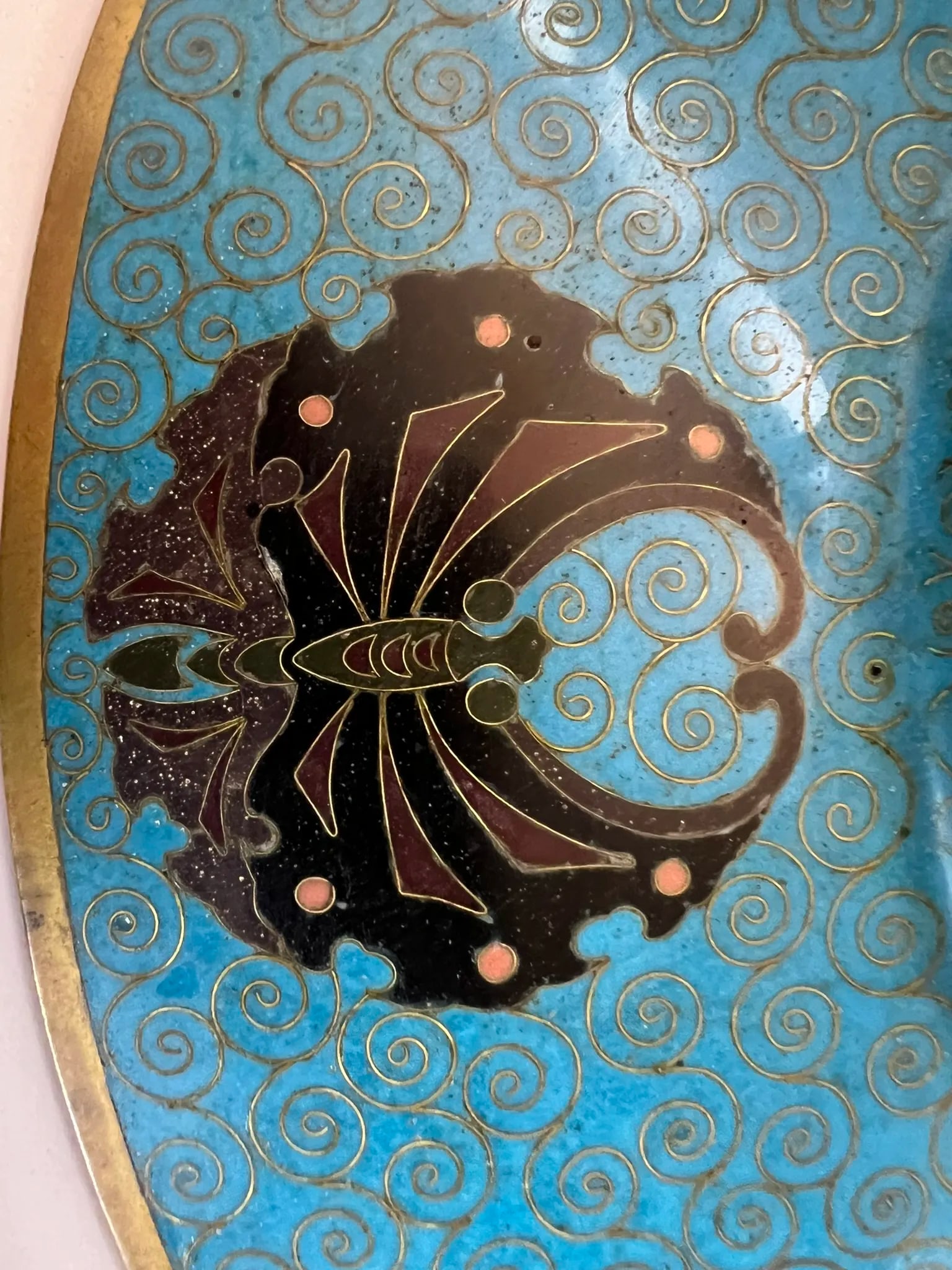 Antique Japanese Meiji Period Cloisonne Charger With Shishi Lion Dogs and Turtle With Hairy Tails - 10