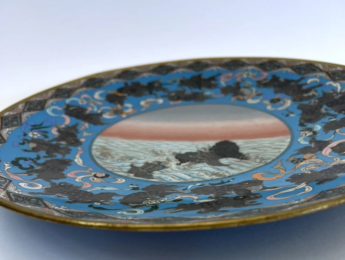Antique Japanese Meiji Period Cloisonne Charger With Shishi Lion Dogs and Turtle With Hairy Tails - 3