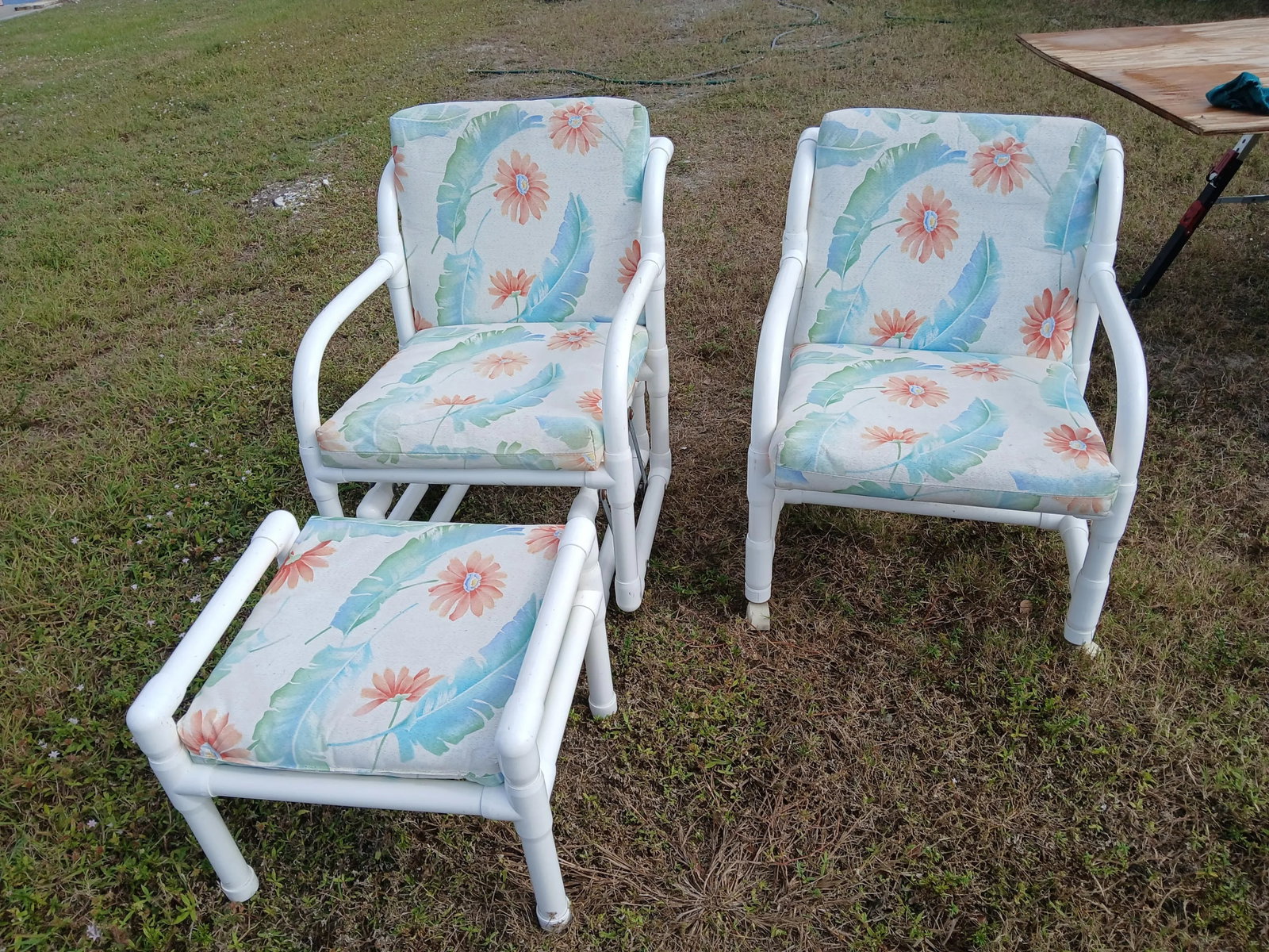 Vintage 1980s Floral Cushions PVC Garden Seating & Ottoman, 3 Pieces - 4