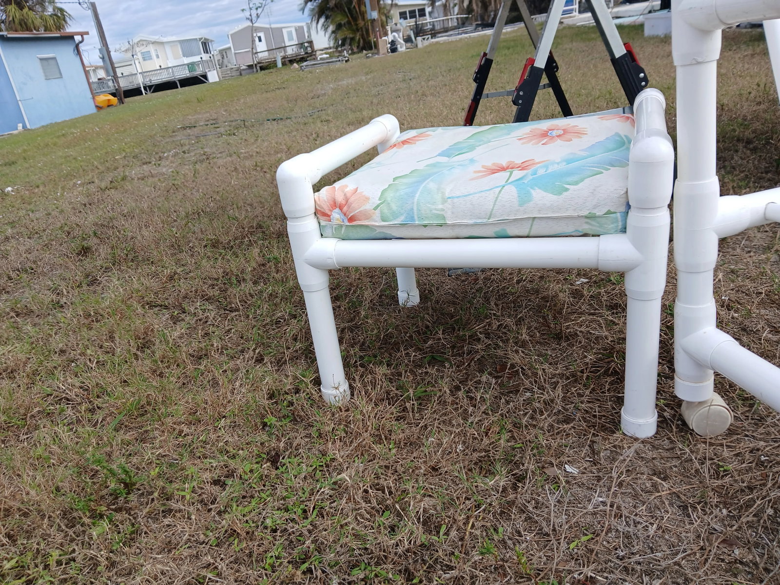 Vintage 1980s Floral Cushions PVC Garden Seating & Ottoman, 3 Pieces - 6