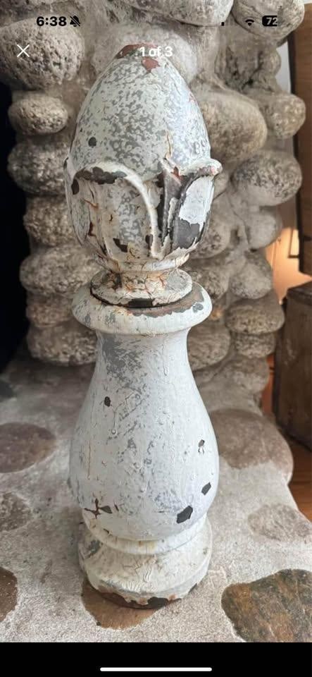 Rare Vintage Cast Iron Pineapple Finial/ Gate Remnant - 3