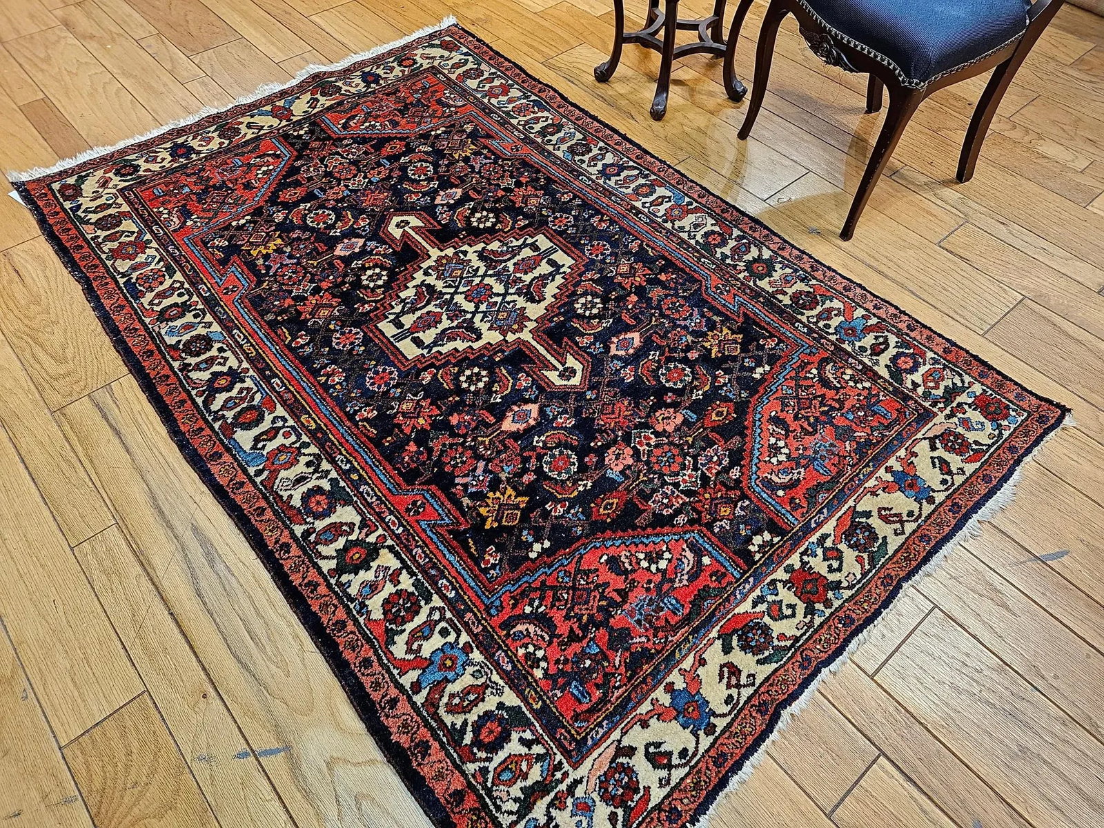 Vintage Persian Bakhtiari Area Rug, Handwoven Floral Pattern, Navy & Ivory, 5' X 7' - 4