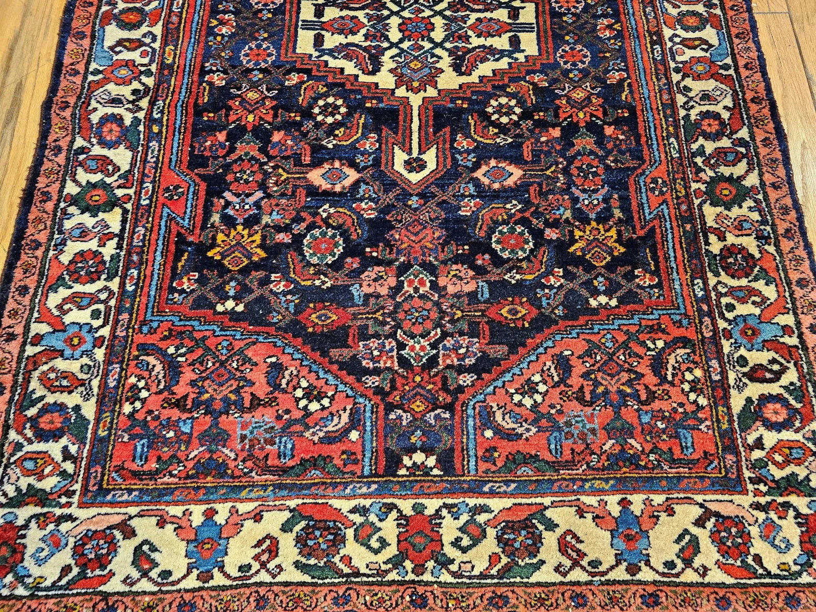 Vintage Persian Bakhtiari Area Rug, Handwoven Floral Pattern, Navy & Ivory, 5' X 7' - 5